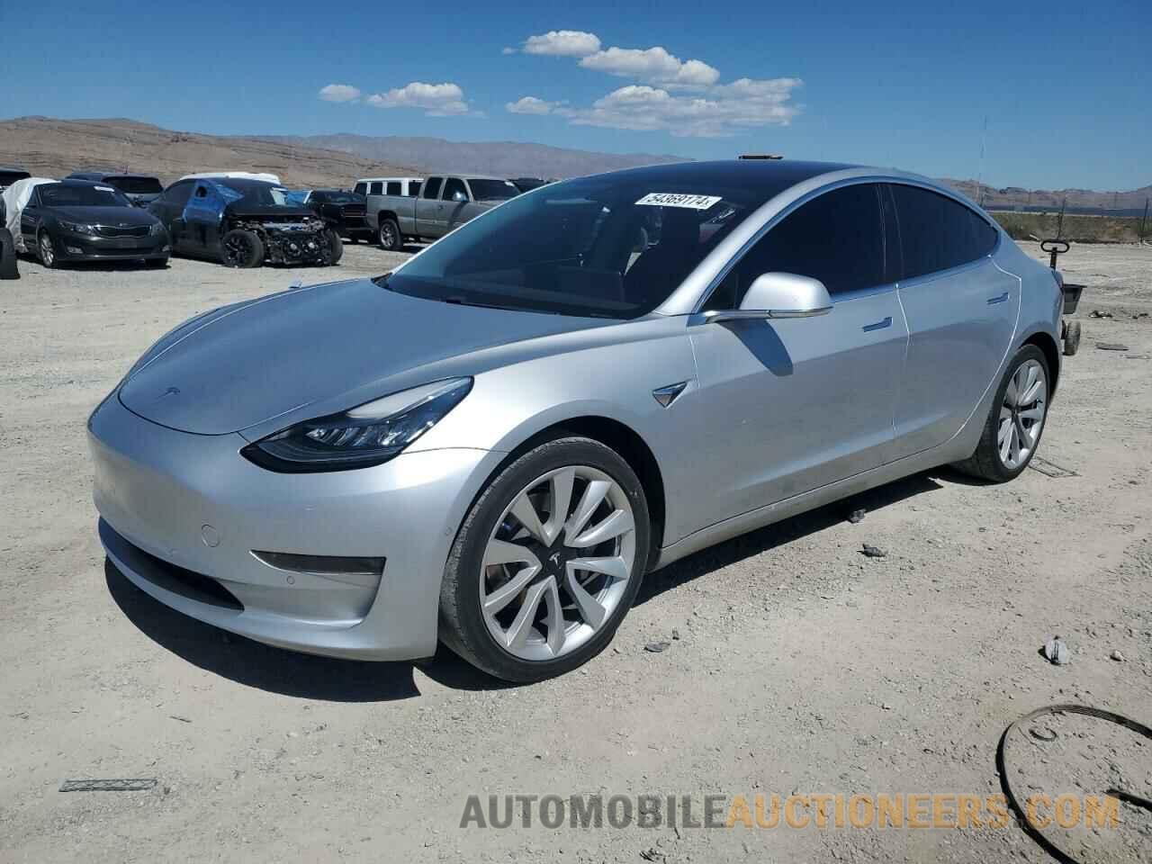 5YJ3E1EA0JF047571 TESLA MODEL 3 2018