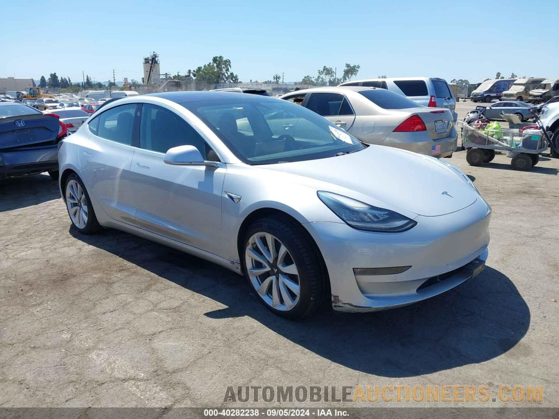 5YJ3E1EA0JF048476 TESLA MODEL 3 2018