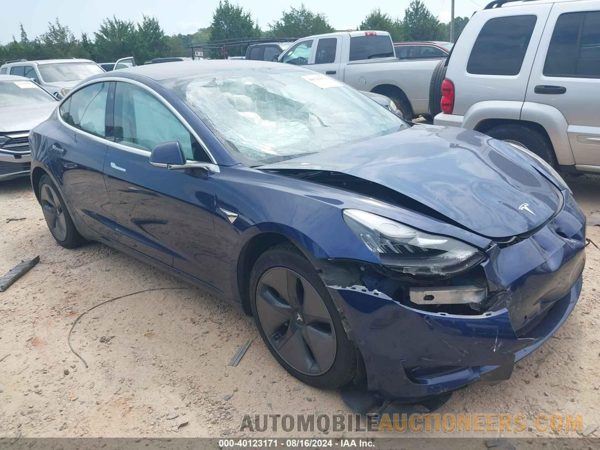 5YJ3E1EA0JF076472 TESLA MODEL 3 2018