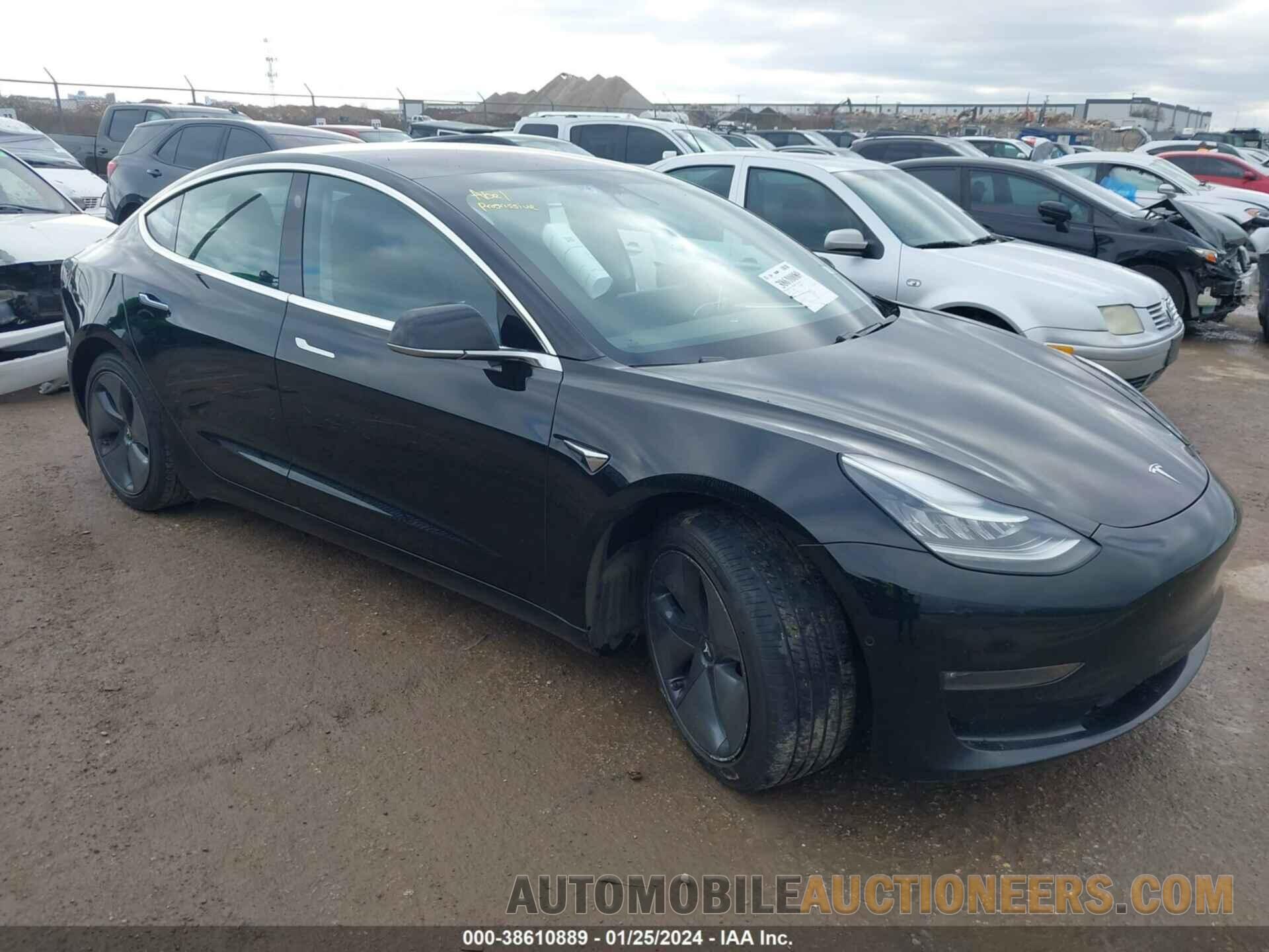 5YJ3E1EA0JF098293 TESLA MODEL 3 2018