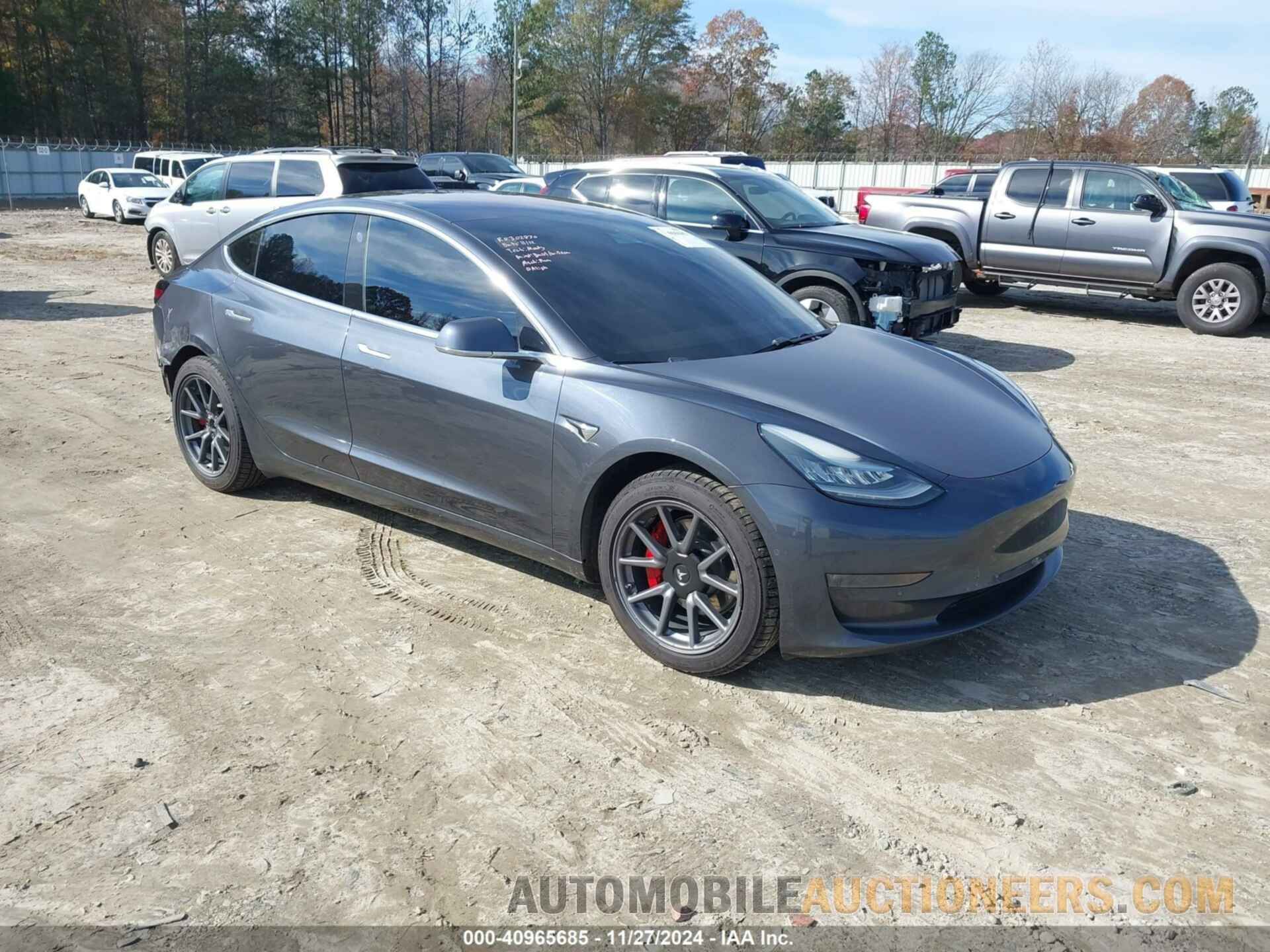 5YJ3E1EA0JF101645 TESLA MODEL 3 2018