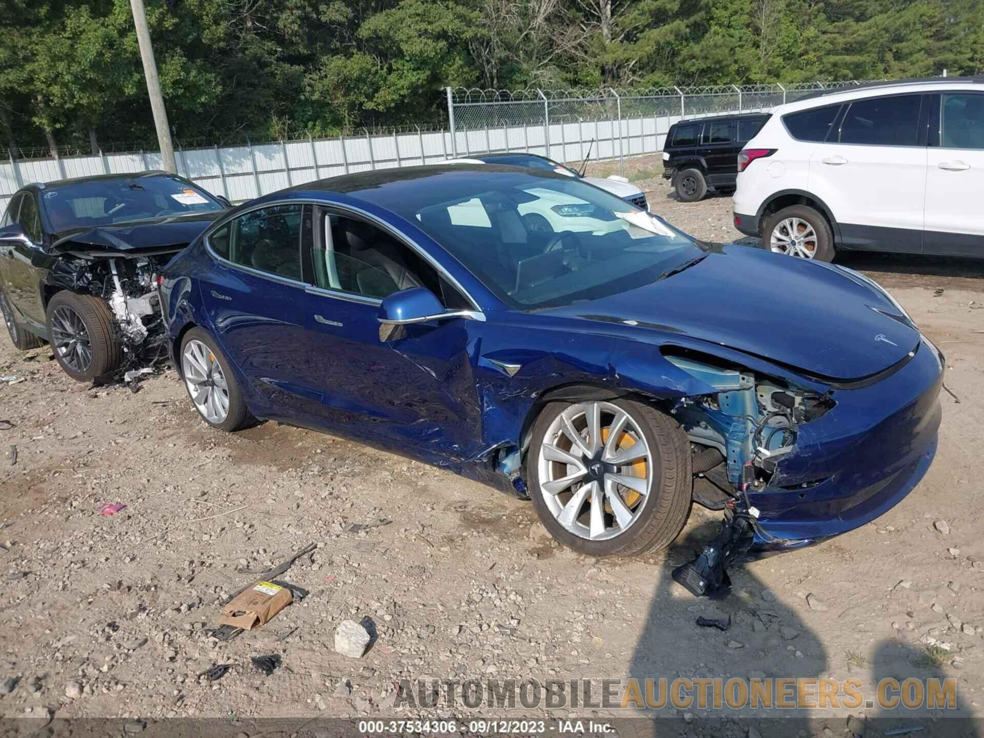 5YJ3E1EA0JF108935 TESLA MODEL 3 2018