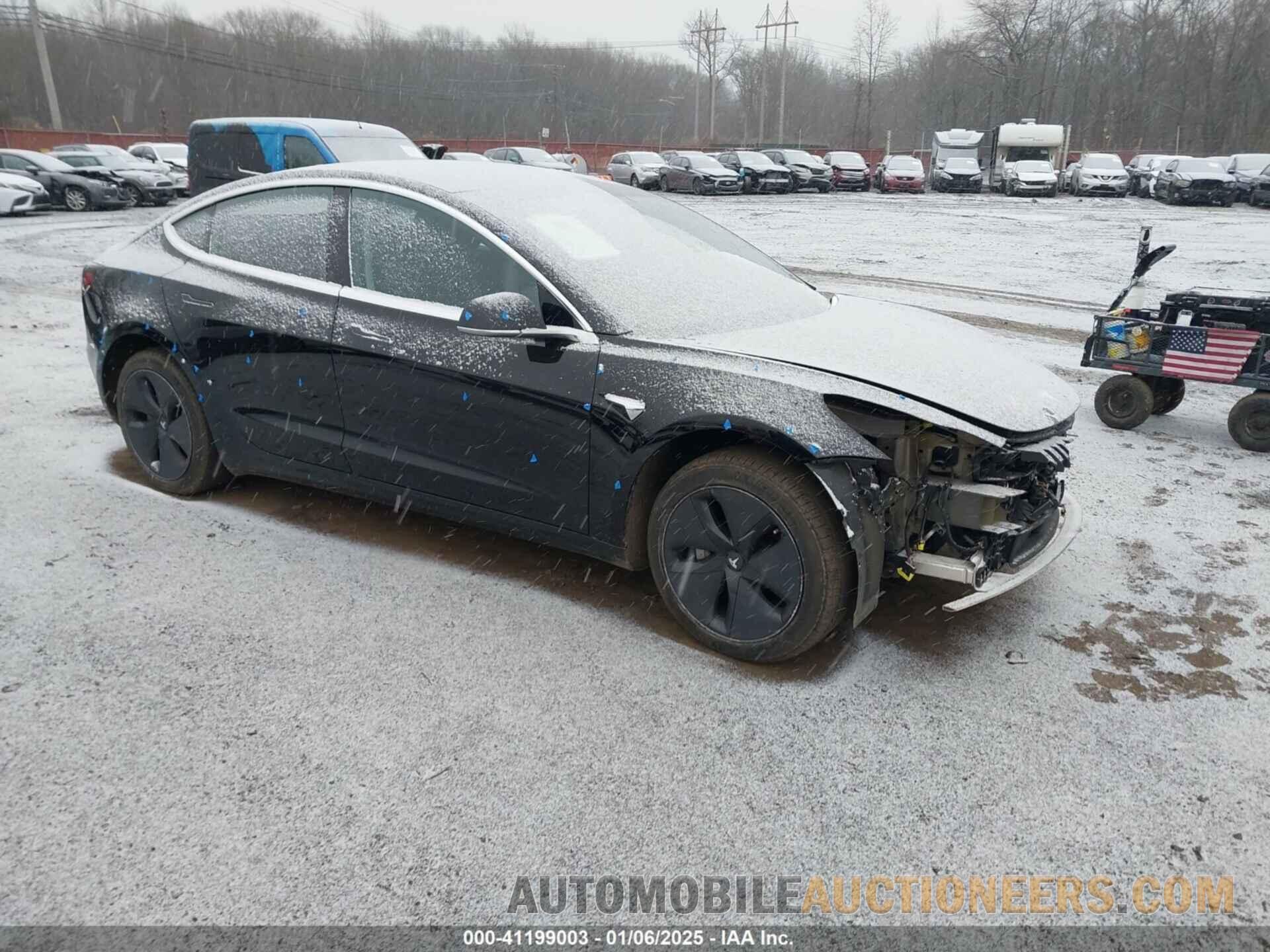 5YJ3E1EA0JF123449 TESLA MODEL 3 2018