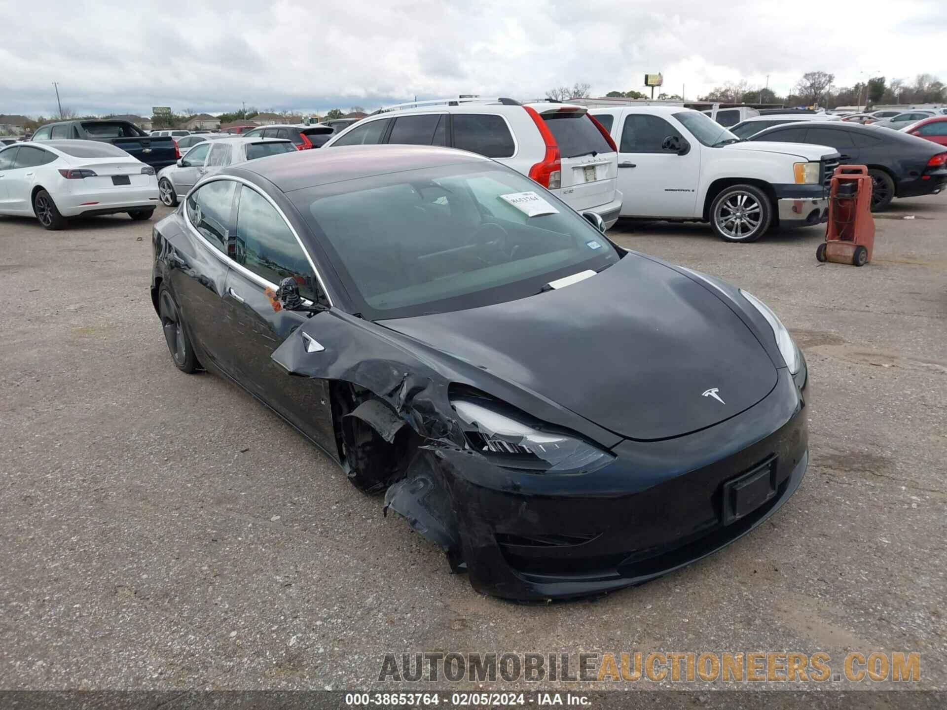 5YJ3E1EA0JF151784 TESLA MODEL 3 2018