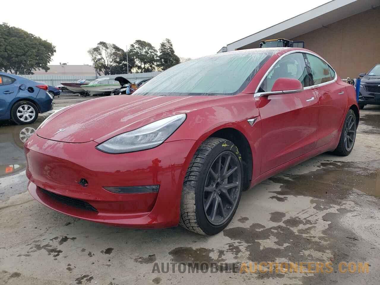 5YJ3E1EA0JF153955 TESLA MODEL 3 2018