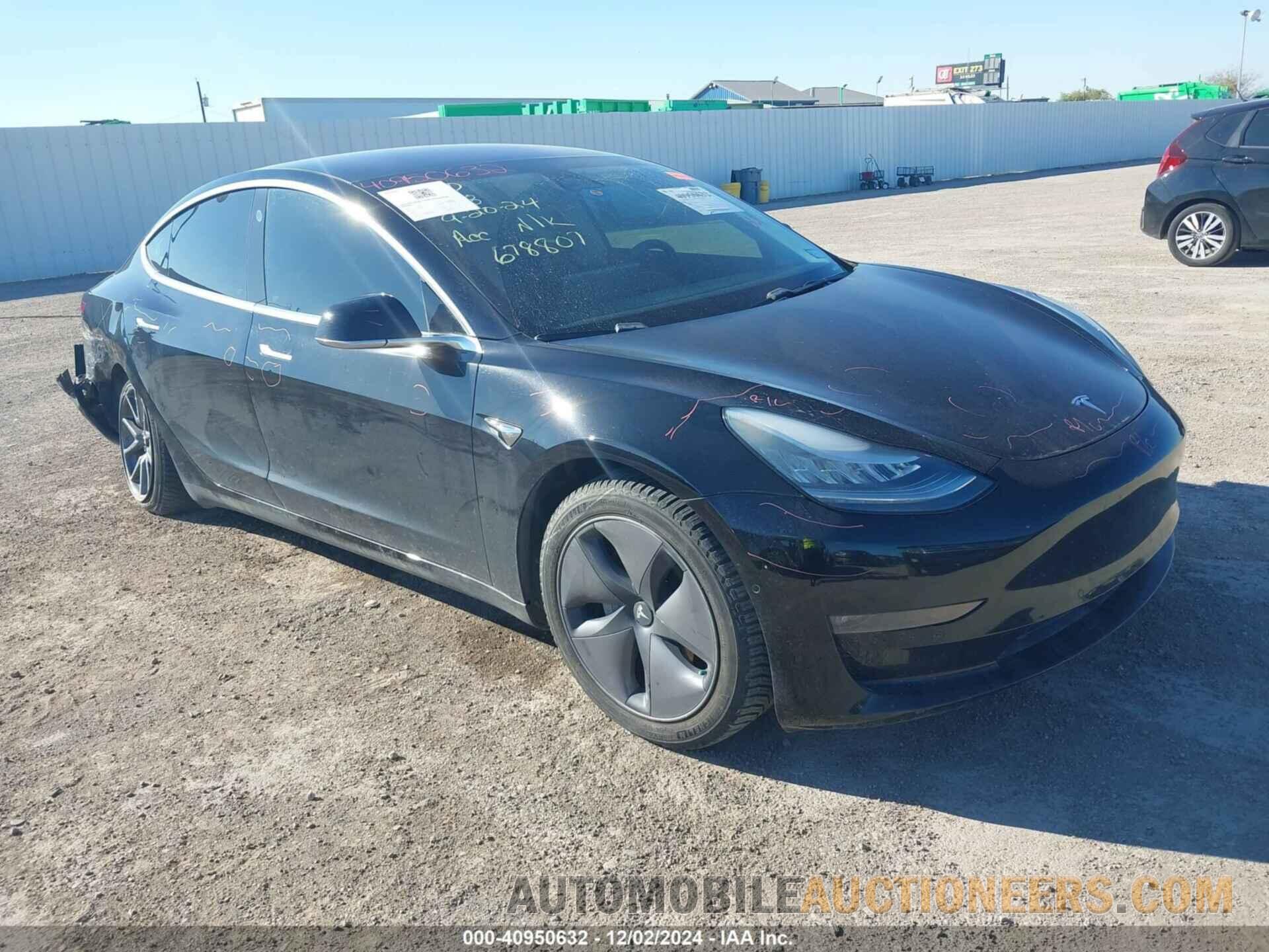 5YJ3E1EA0JF157441 TESLA MODEL 3 2018