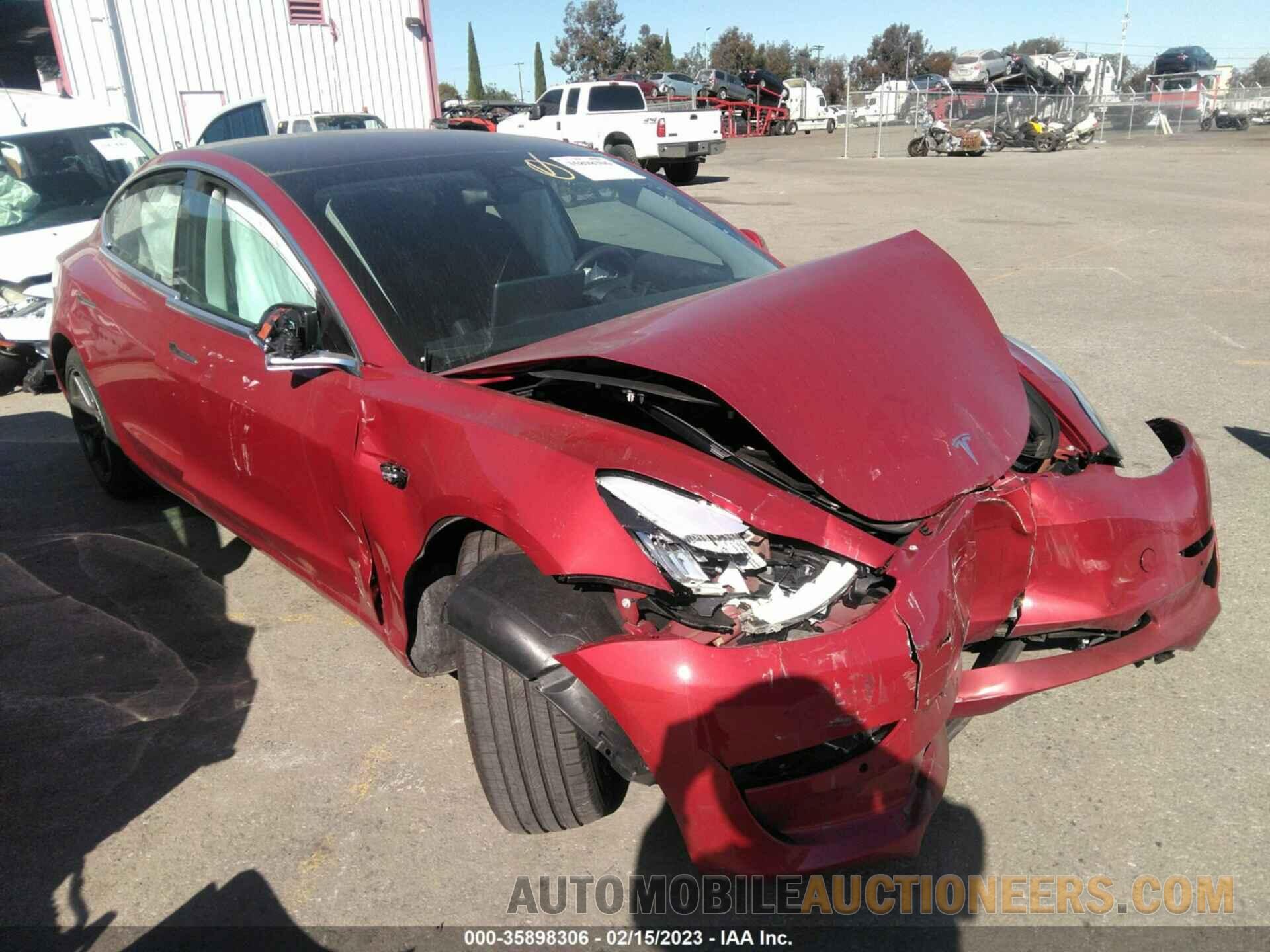 5YJ3E1EA0JF159352 TESLA MODEL 3 2018