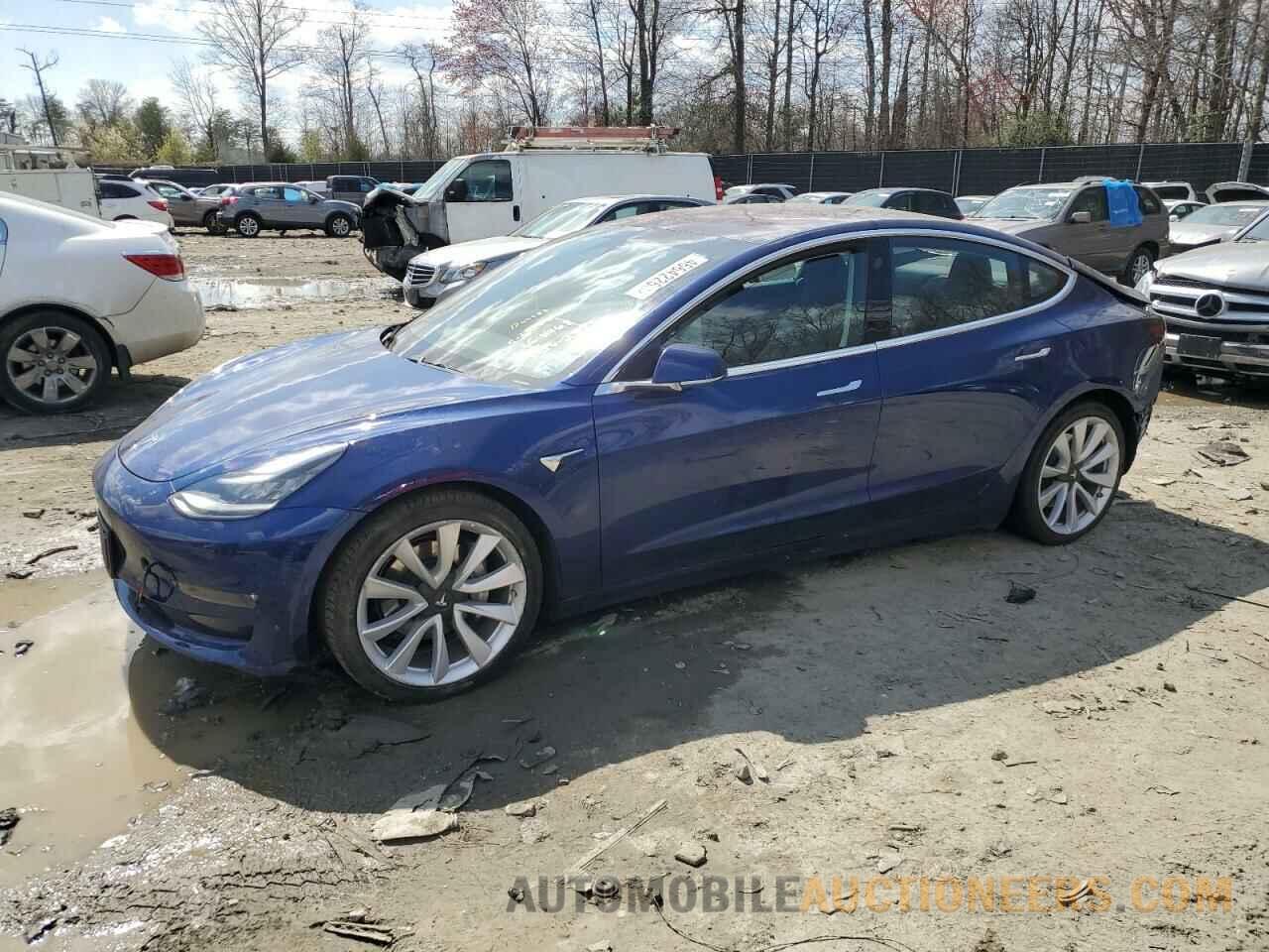 5YJ3E1EA0JF164468 TESLA MODEL 3 2018