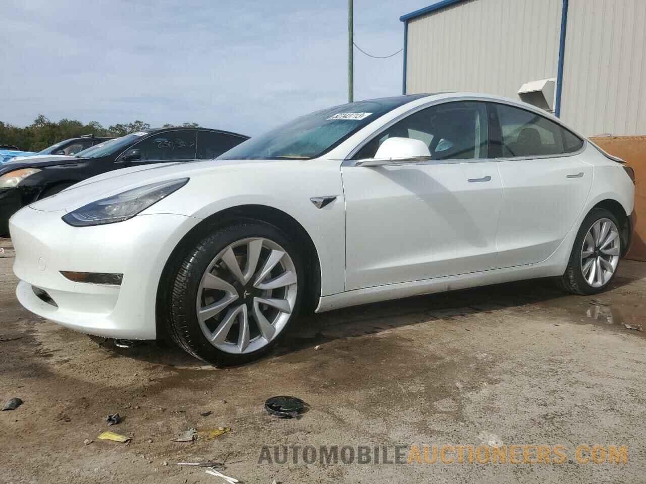 5YJ3E1EA0JF164745 TESLA MODEL 3 2018