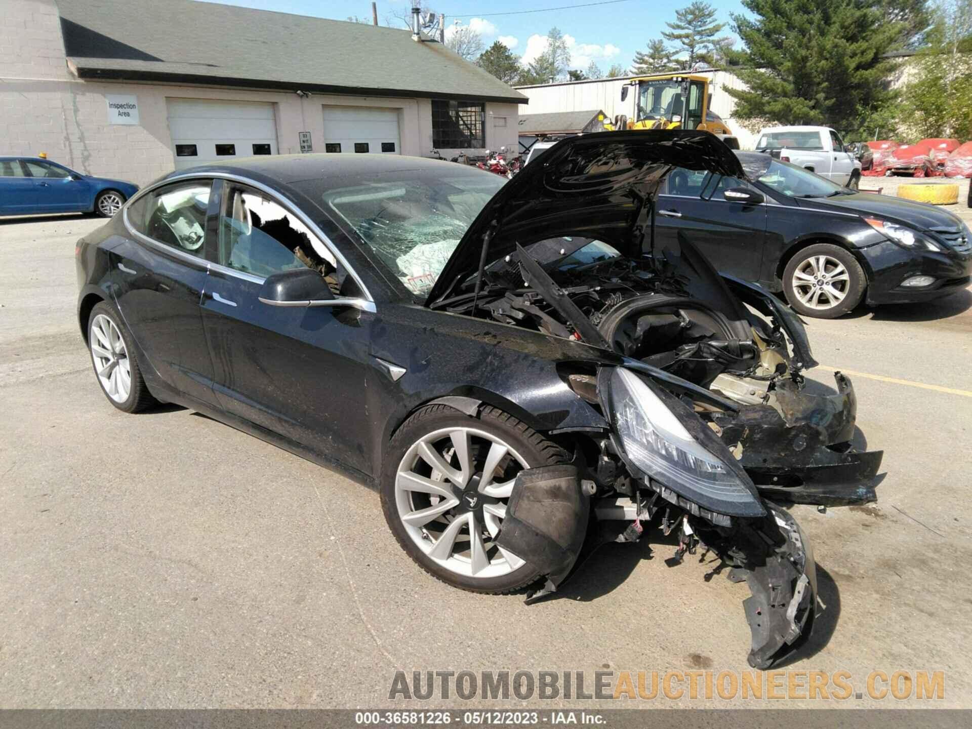 5YJ3E1EA0JF175874 TESLA MODEL 3 2018