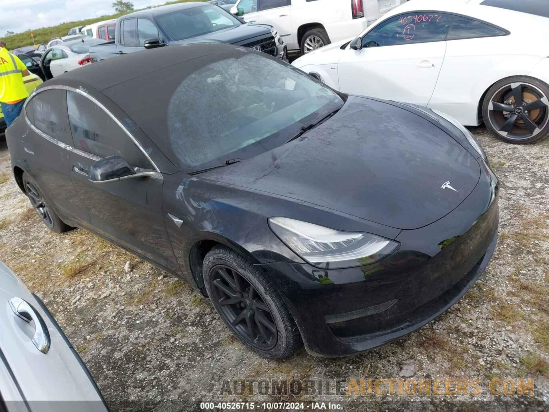 5YJ3E1EA0KF306528 TESLA MODEL 3 2019