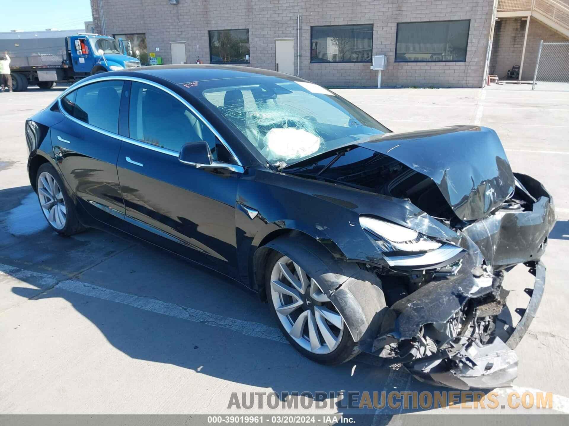 5YJ3E1EA0KF310949 TESLA MODEL 3 2019