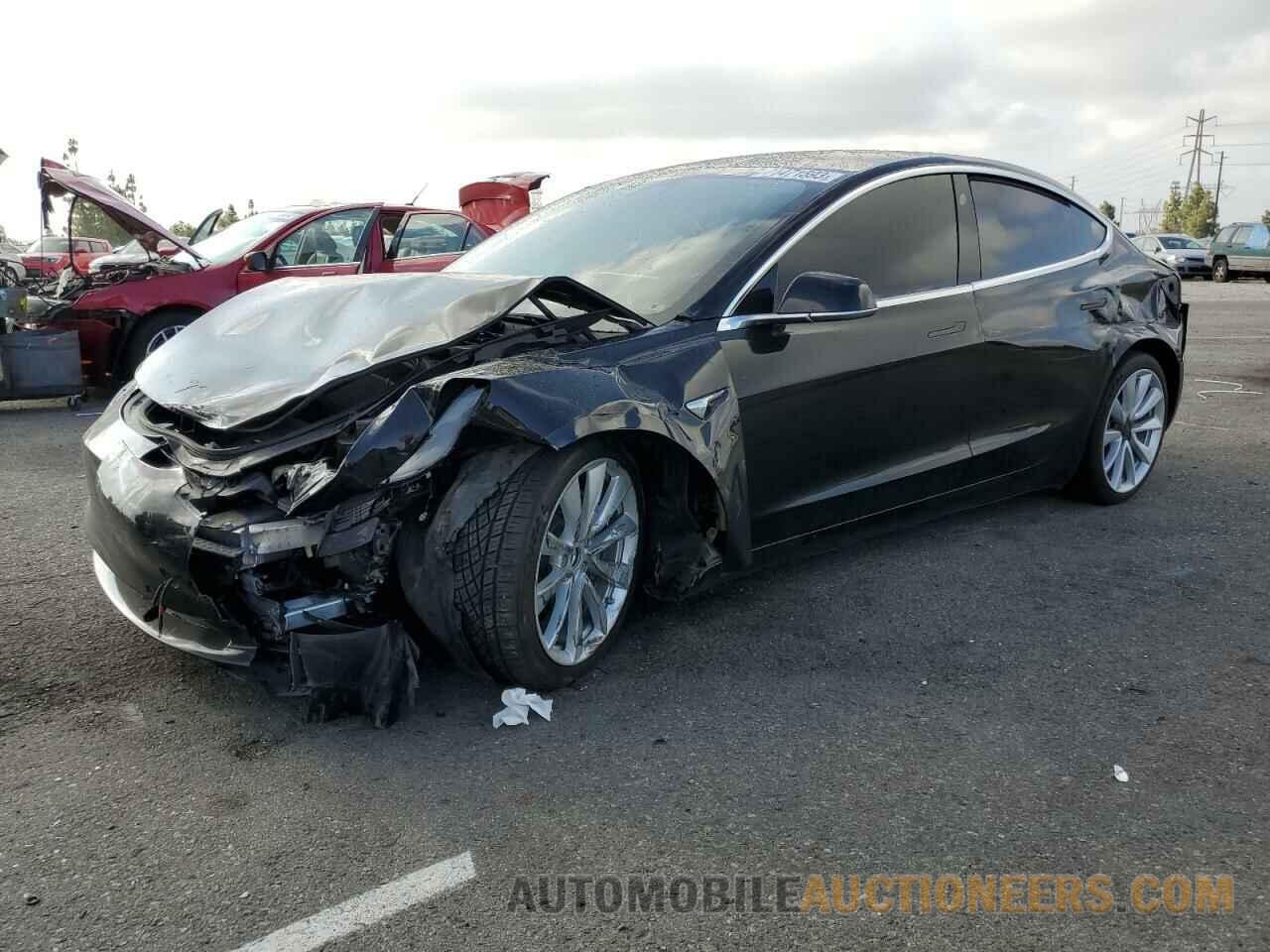 5YJ3E1EA0KF317626 TESLA MODEL 3 2019