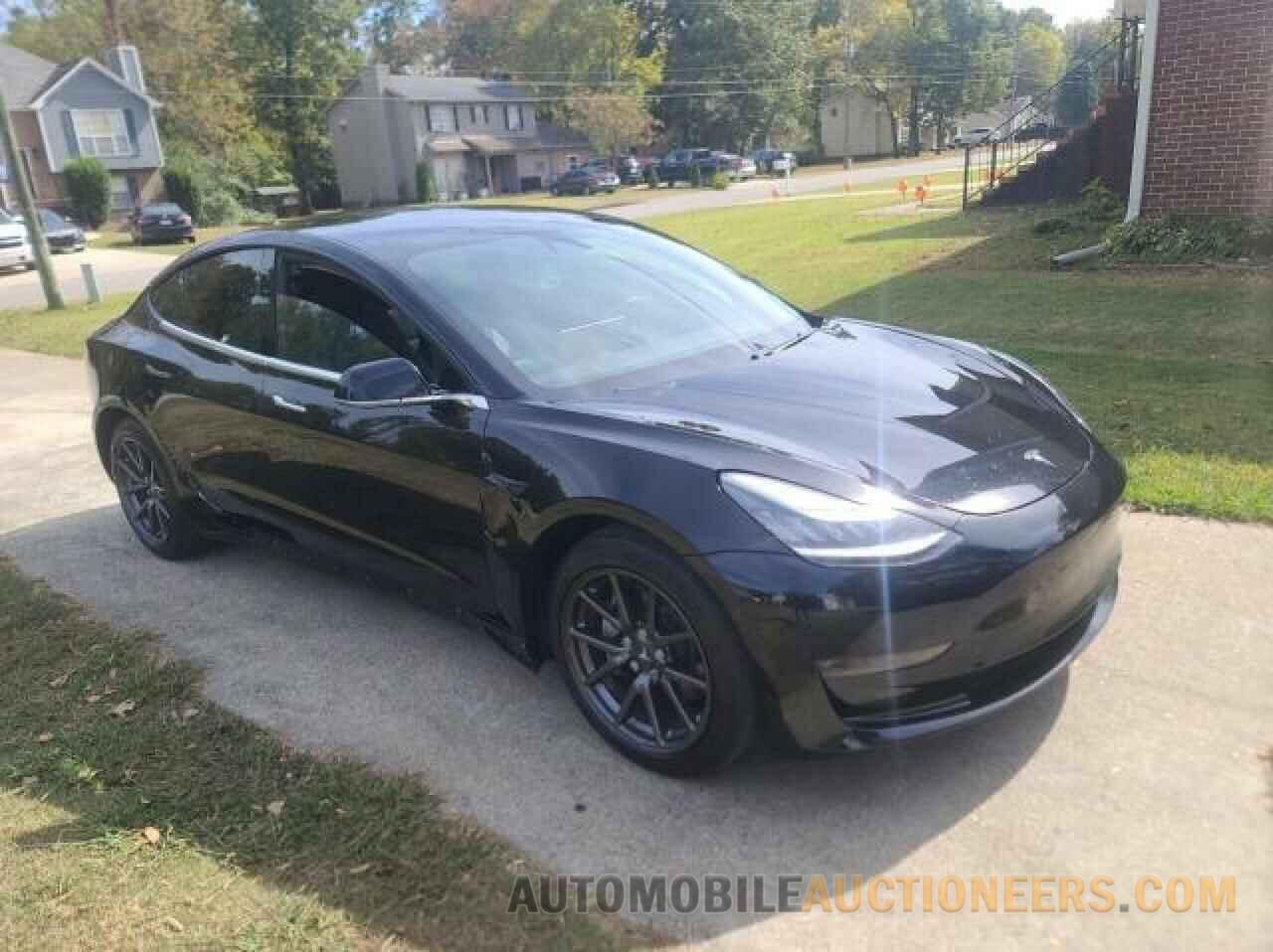 5YJ3E1EA0KF395968 TESLA MODEL 3 2019