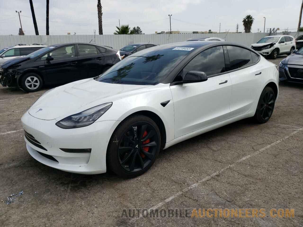 5YJ3E1EA0KF412879 TESLA MODEL 3 2019