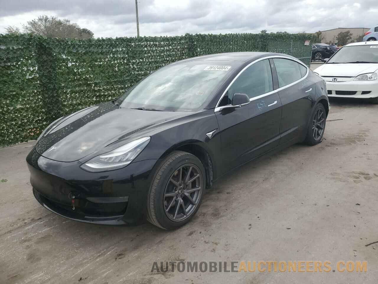 5YJ3E1EA0KF415815 TESLA MODEL 3 2019