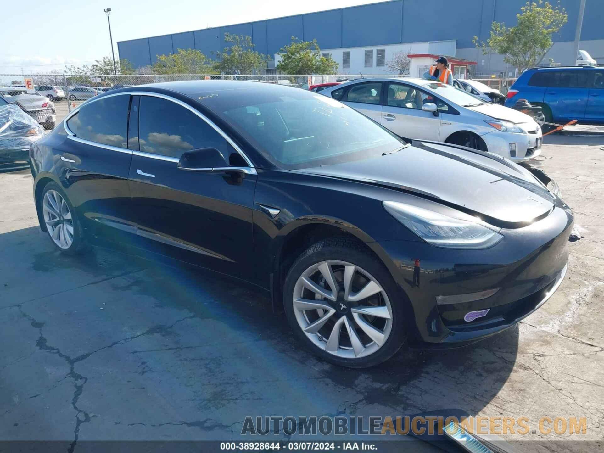 5YJ3E1EA0KF417029 TESLA MODEL 3 2019