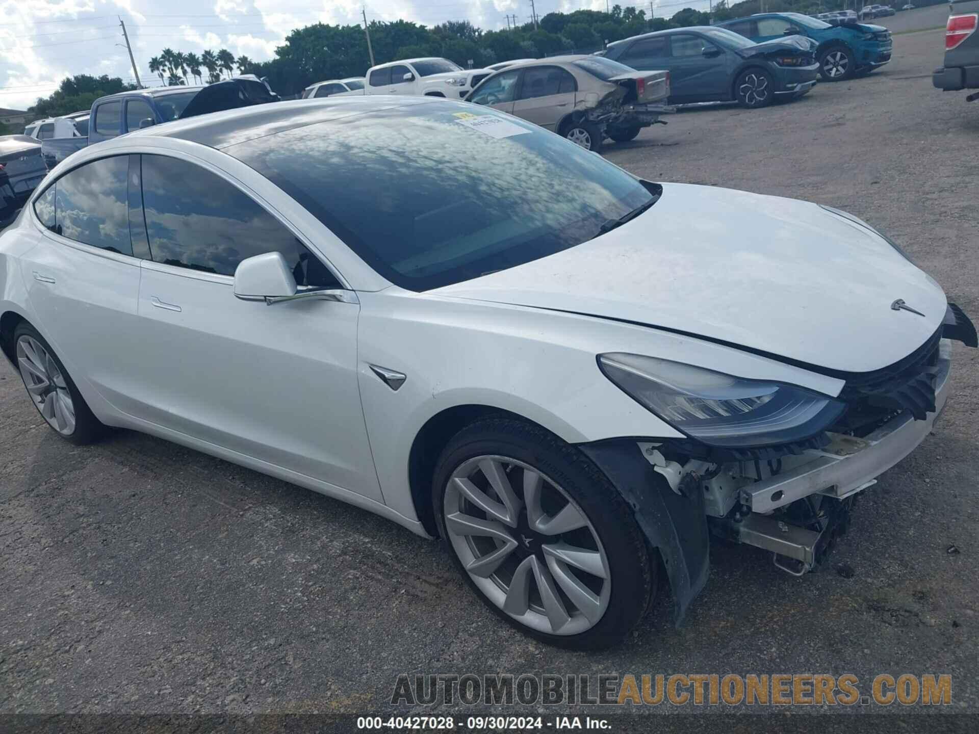 5YJ3E1EA0KF417578 TESLA MODEL 3 2019