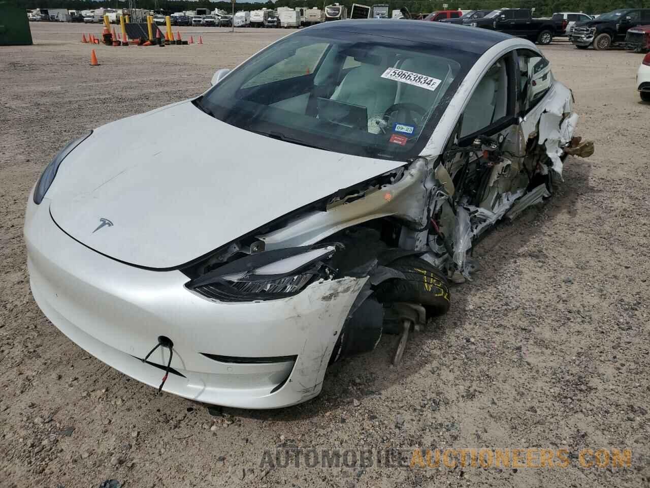 5YJ3E1EA0KF431917 TESLA MODEL 3 2019