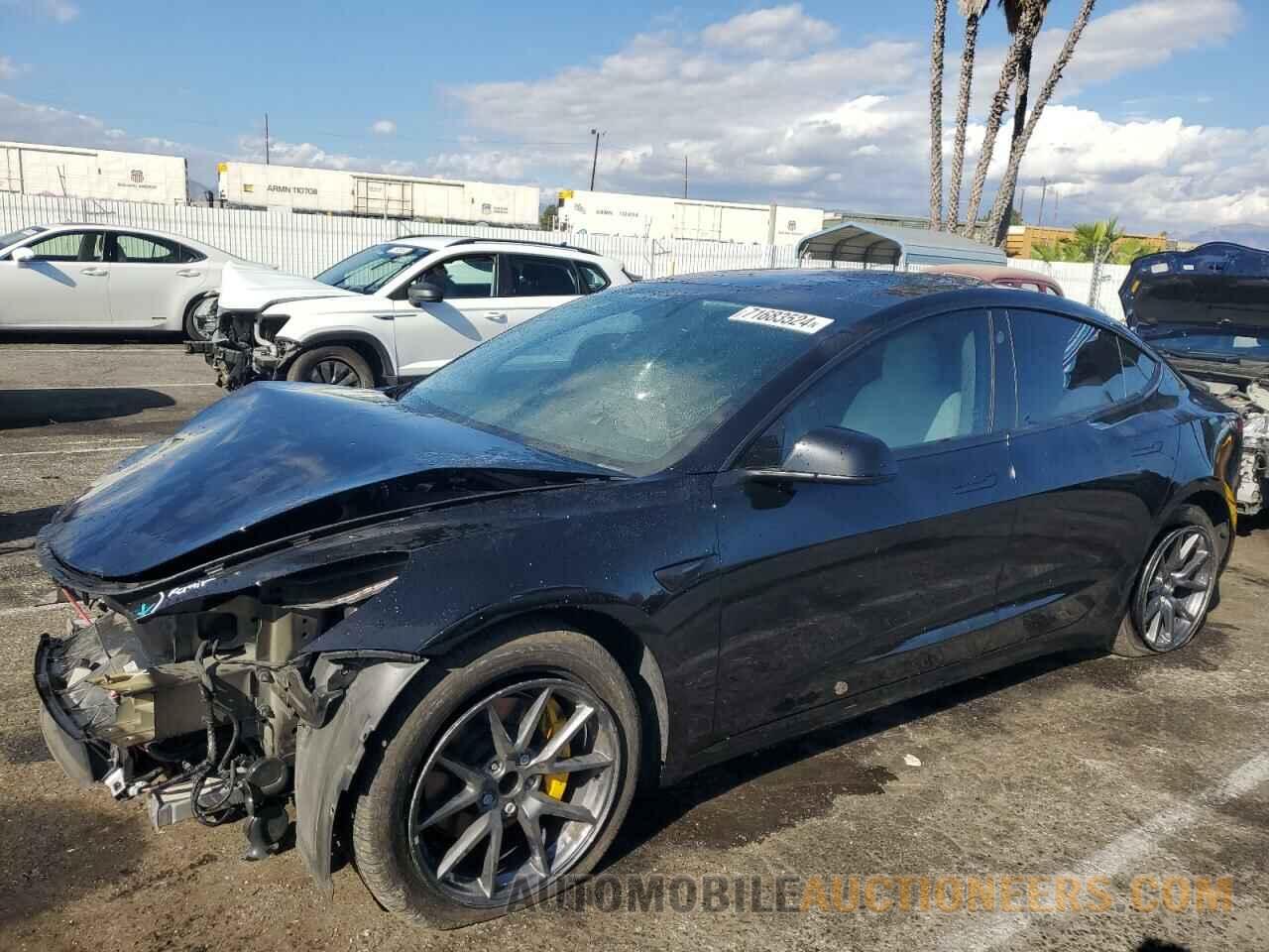 5YJ3E1EA0KF431948 TESLA MODEL 3 2019