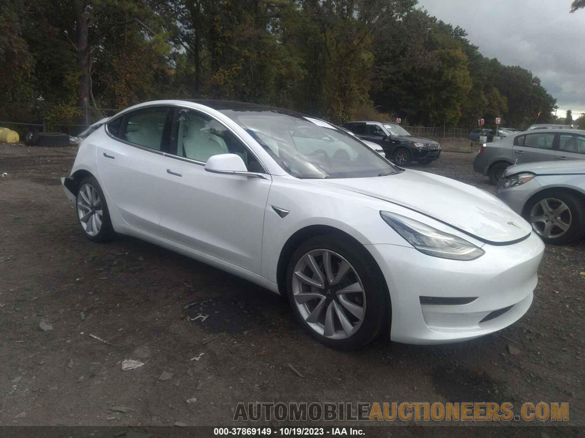 5YJ3E1EA0KF447809 TESLA MODEL 3 2019