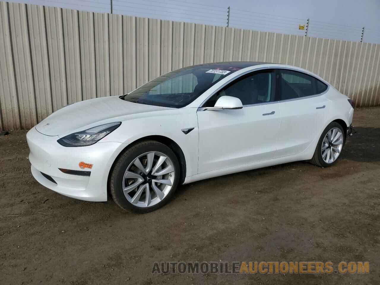 5YJ3E1EA0KF476470 TESLA MODEL 3 2019