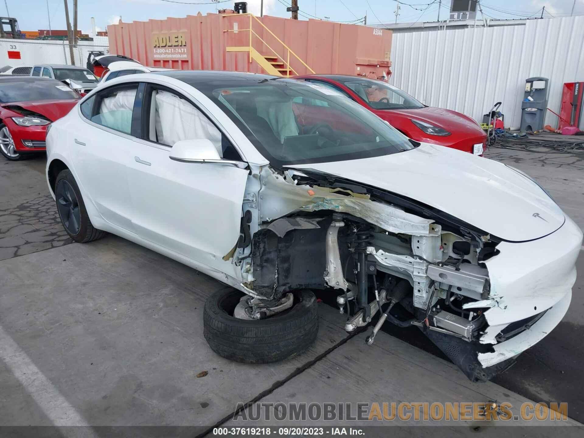 5YJ3E1EA0KF482480 TESLA MODEL 3 2019