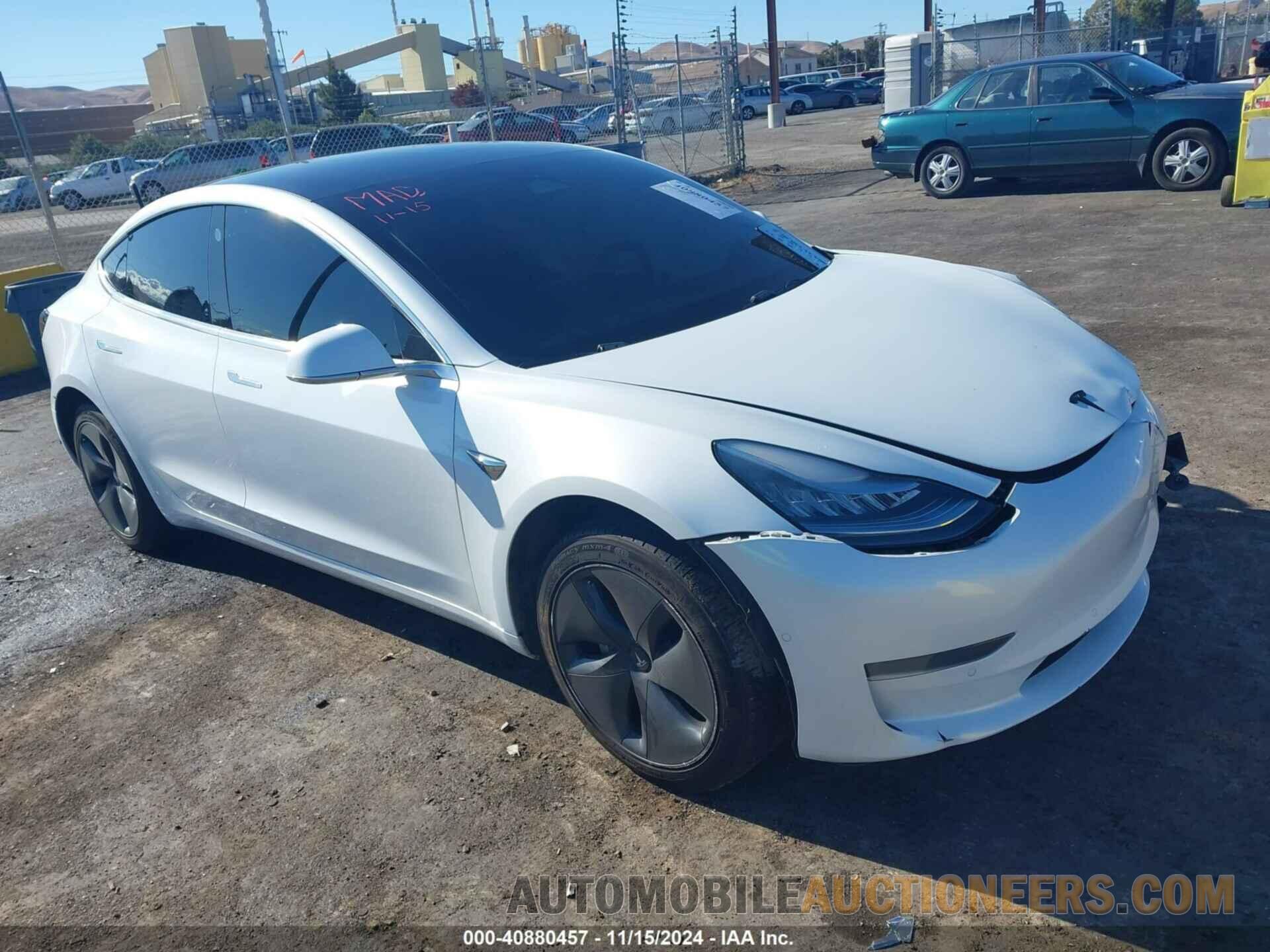 5YJ3E1EA0KF484813 TESLA MODEL 3 2019