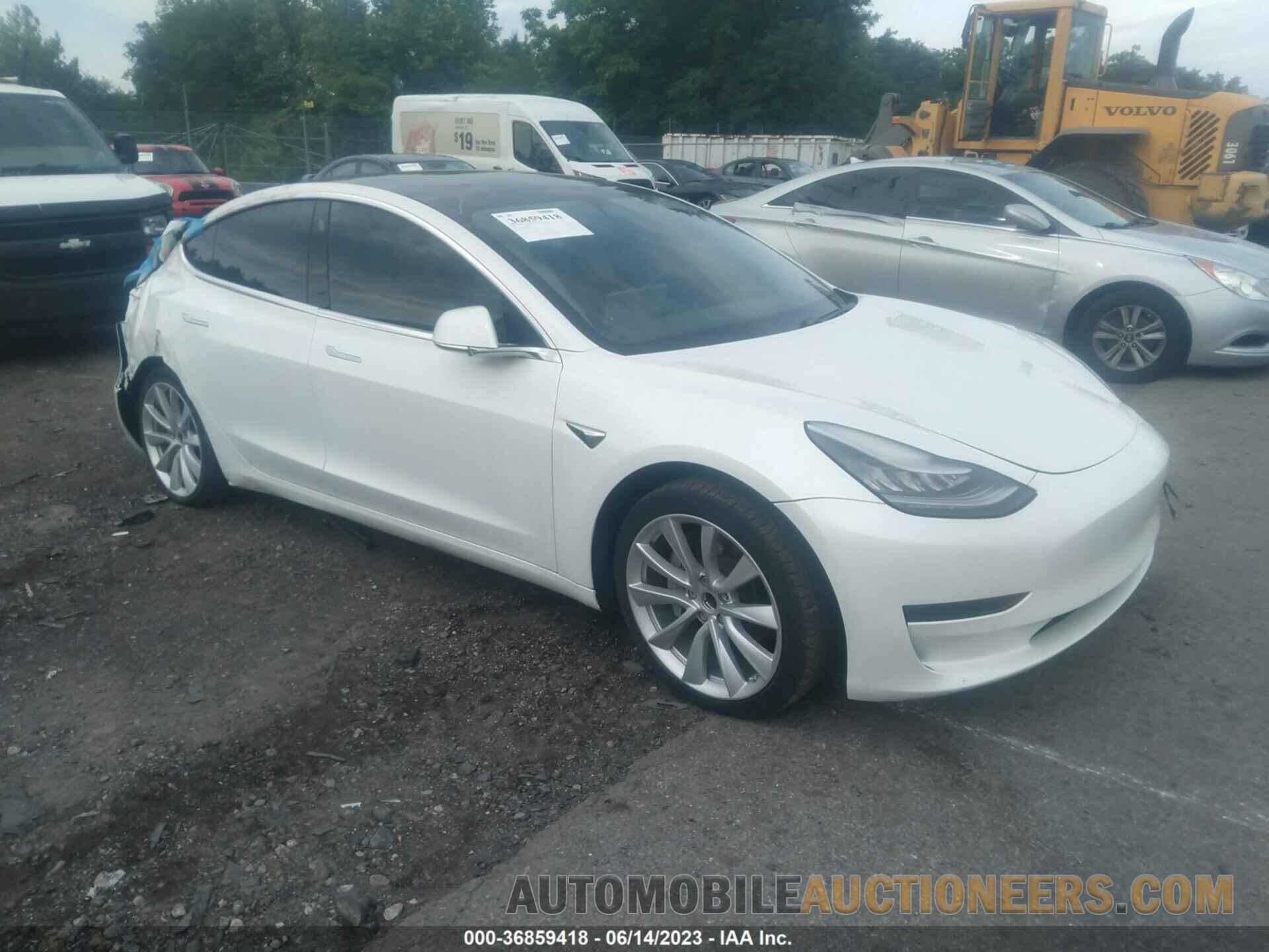 5YJ3E1EA0KF486898 TESLA MODEL 3 2019