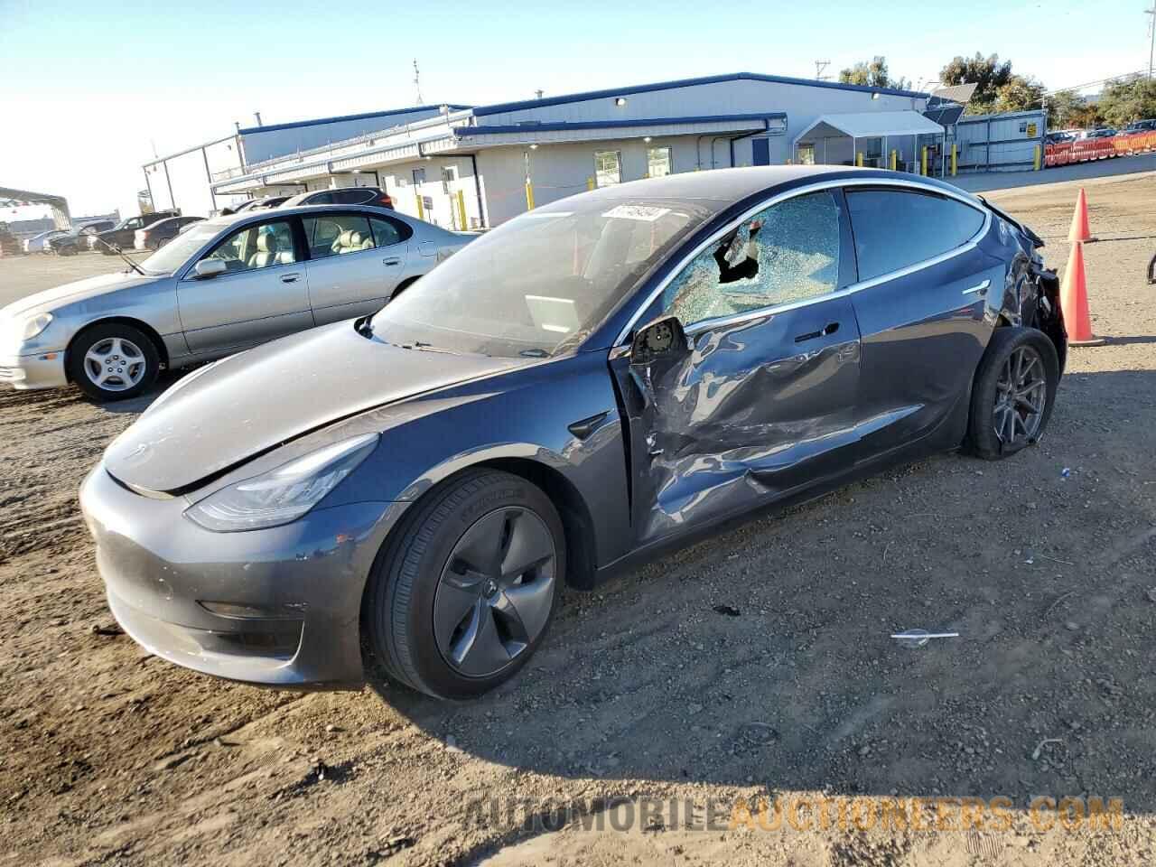 5YJ3E1EA0LF808490 TESLA MODEL 3 2020