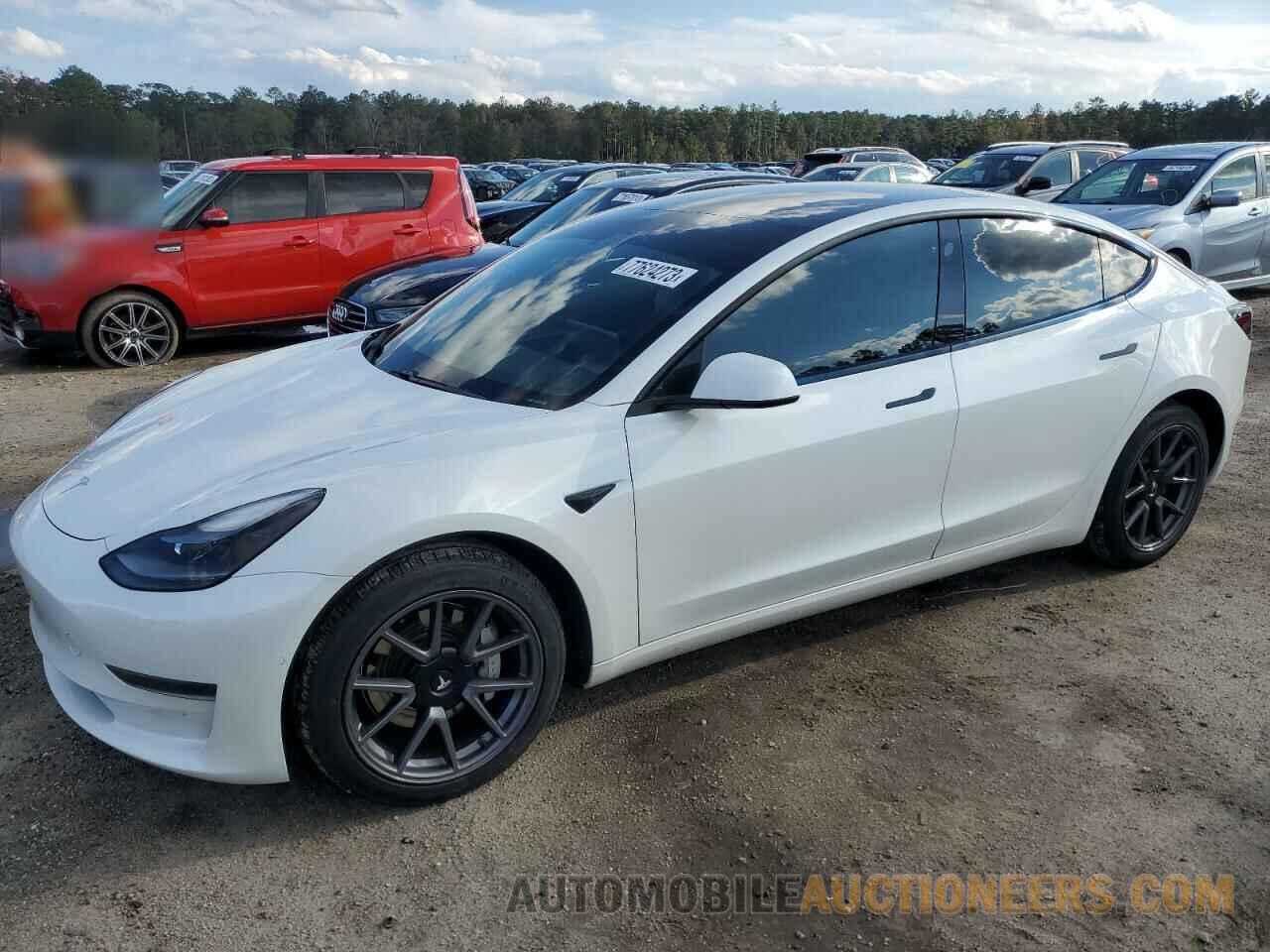 5YJ3E1EA0MF045890 TESLA MODEL 3 2021