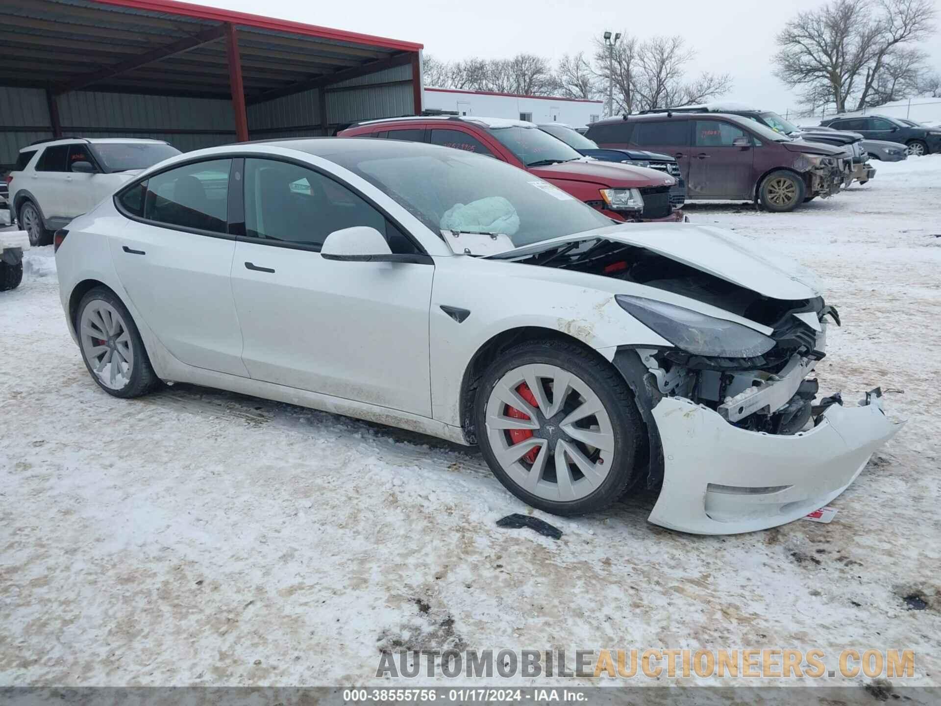 5YJ3E1EA0MF052872 TESLA MODEL 3 2021