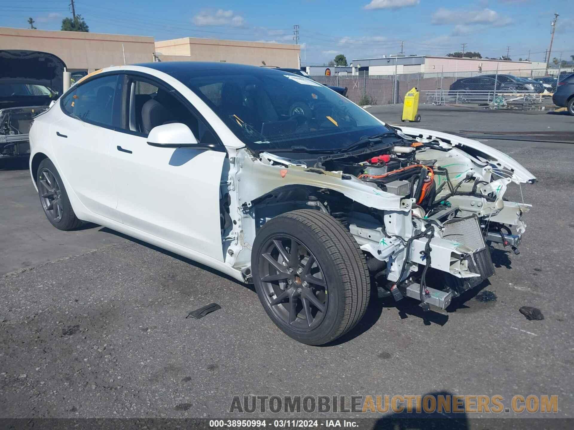 5YJ3E1EA0MF074662 TESLA MODEL 3 2021