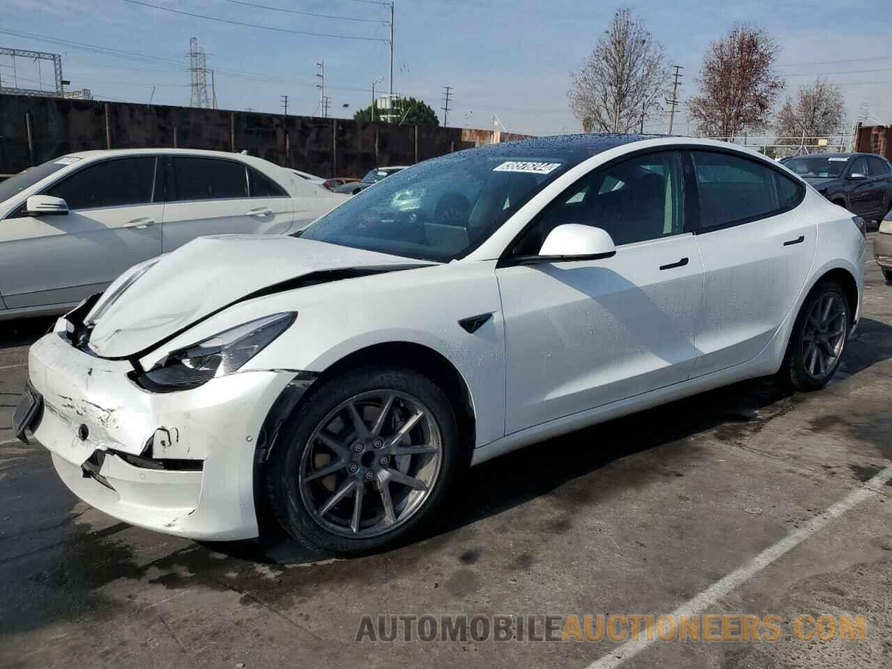 5YJ3E1EA0MF092756 TESLA MODEL 3 2021