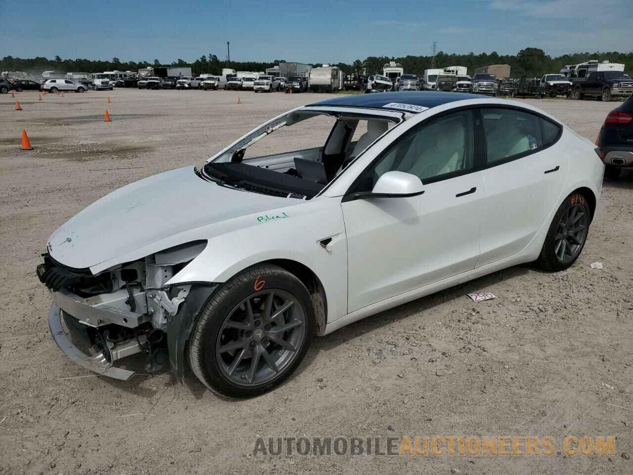 5YJ3E1EA0MF853642 TESLA MODEL 3 2021