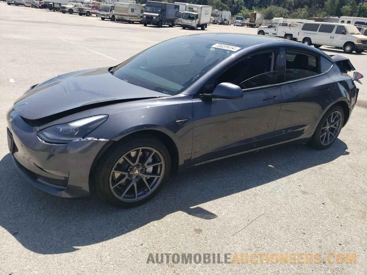 5YJ3E1EA0MF929585 TESLA MODEL 3 2021