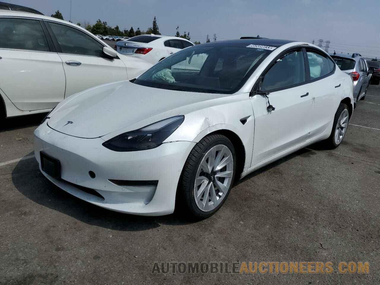 5YJ3E1EA0NF143240 TESLA MODEL 3 2022