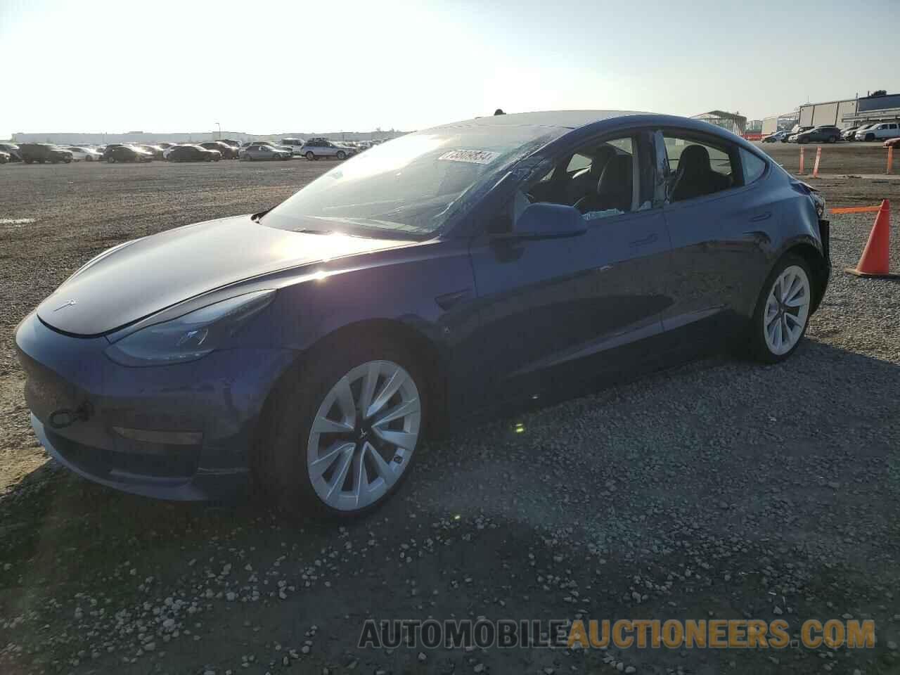 5YJ3E1EA0NF143464 TESLA MODEL 3 2022