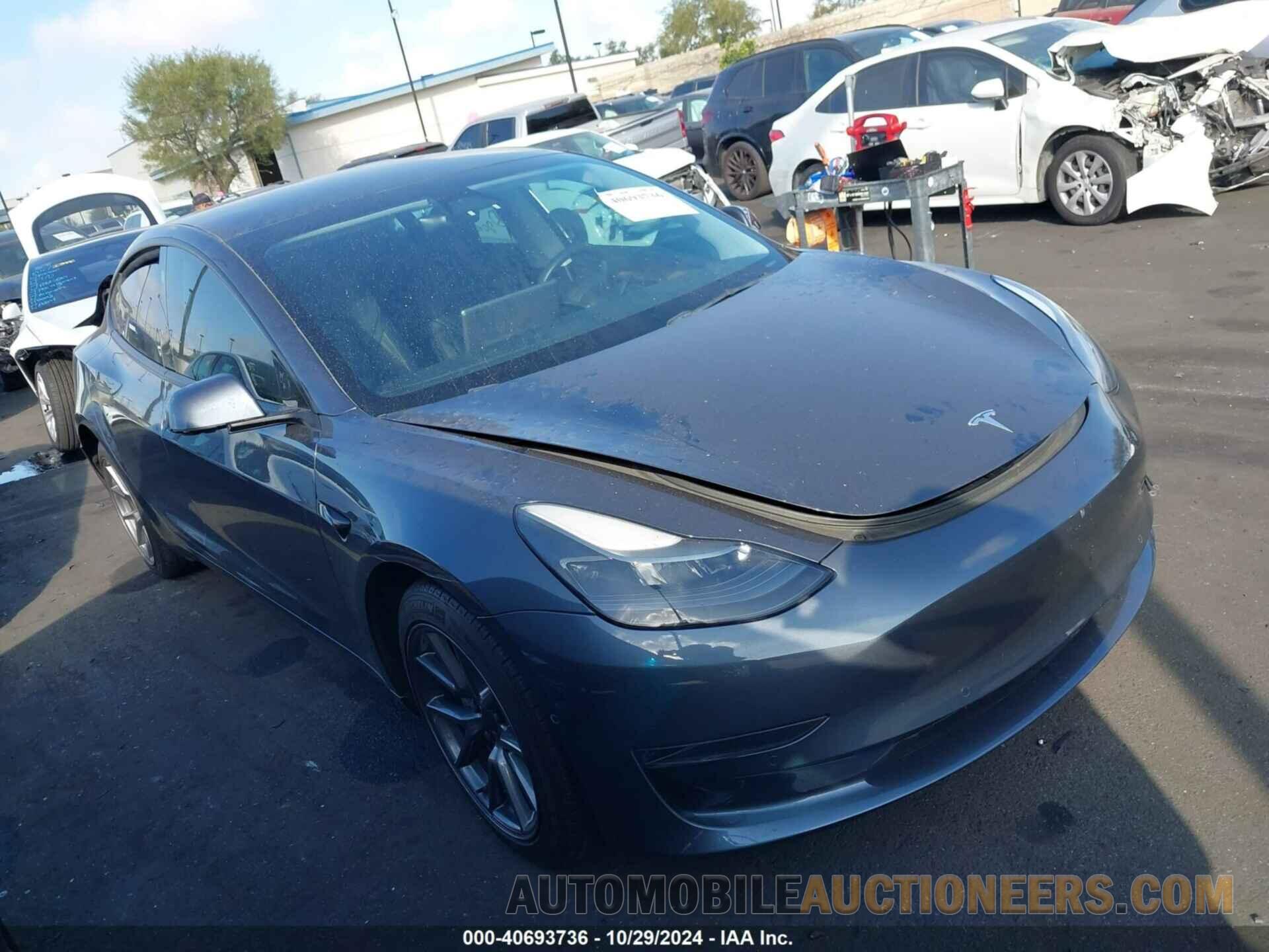 5YJ3E1EA0NF147742 TESLA MODEL 3 2022