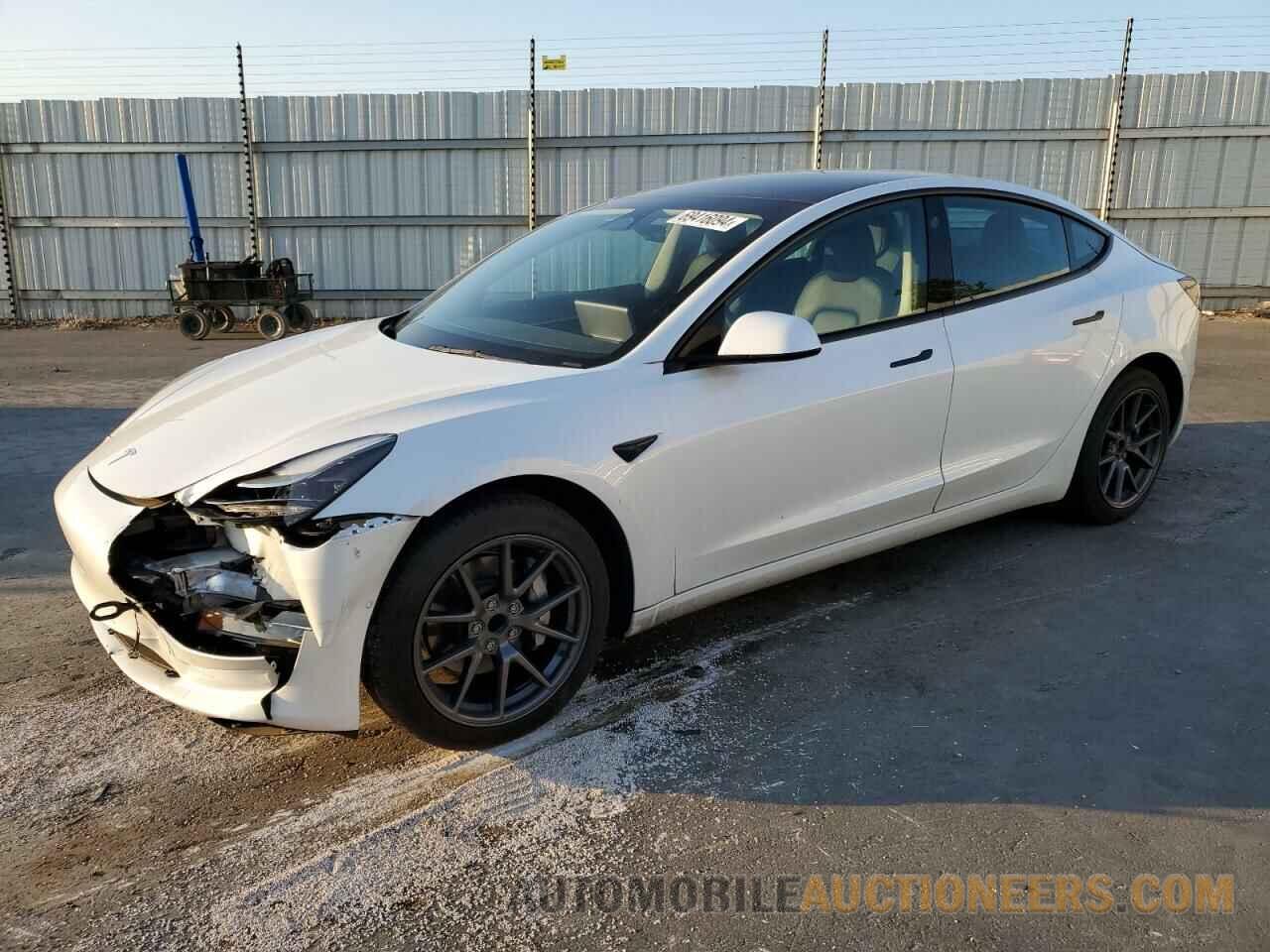 5YJ3E1EA0NF197105 TESLA MODEL 3 2022