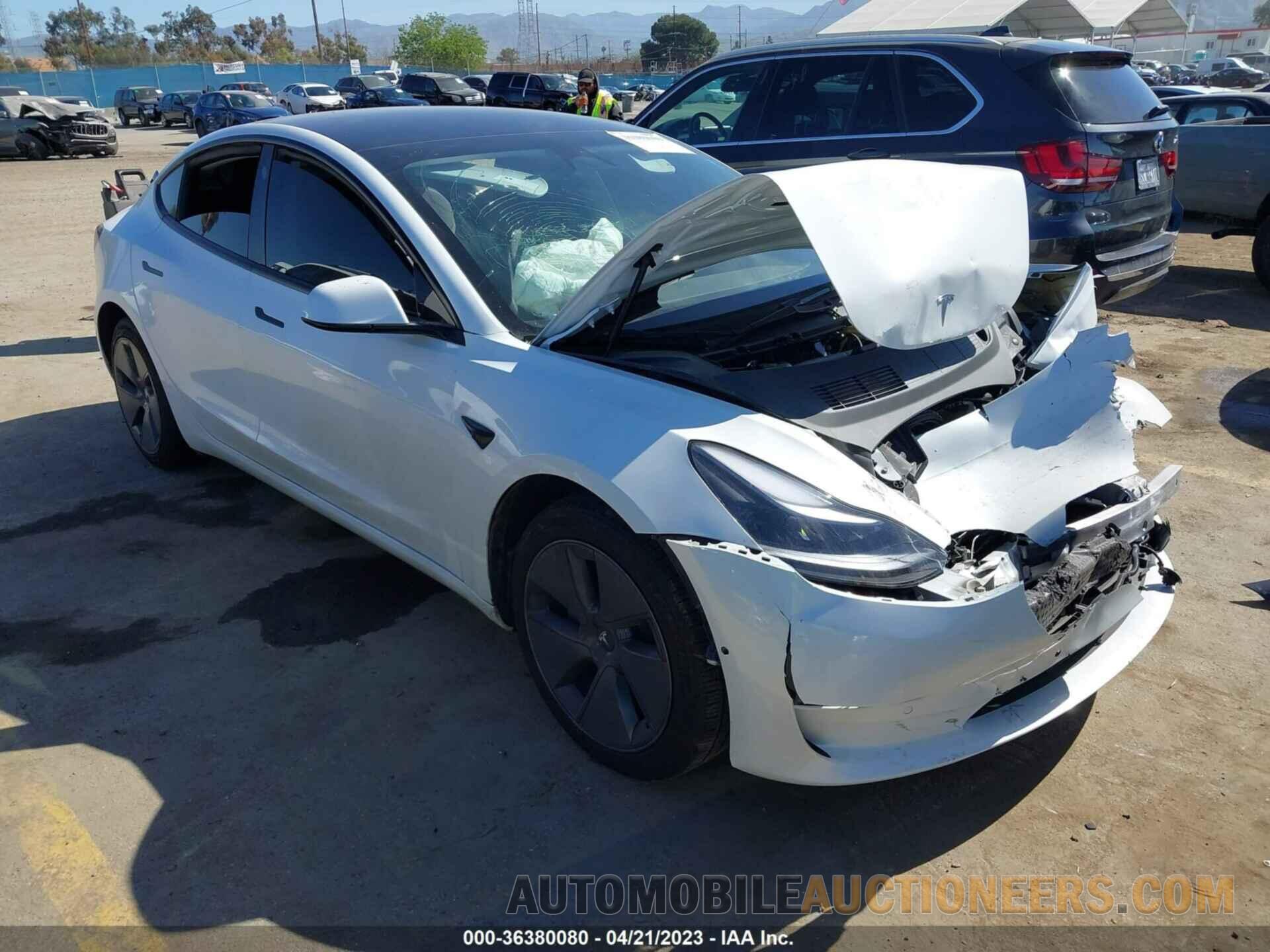 5YJ3E1EA0NF236453 TESLA MODEL 3 2022