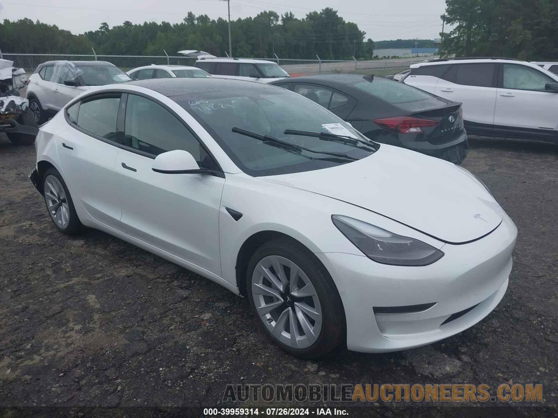 5YJ3E1EA0NF239904 TESLA MODEL 3 2022