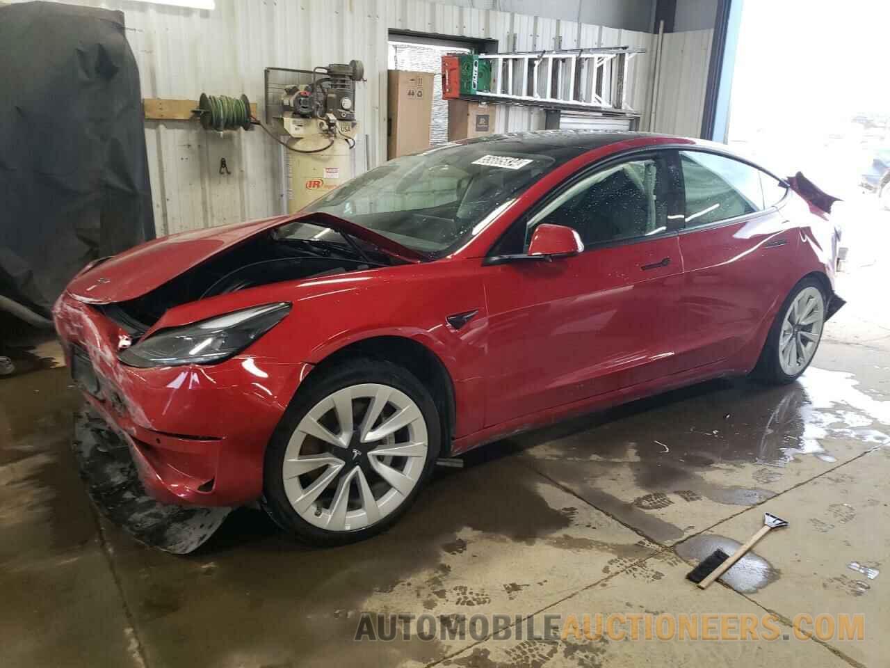 5YJ3E1EA0NF304136 TESLA MODEL 3 2022