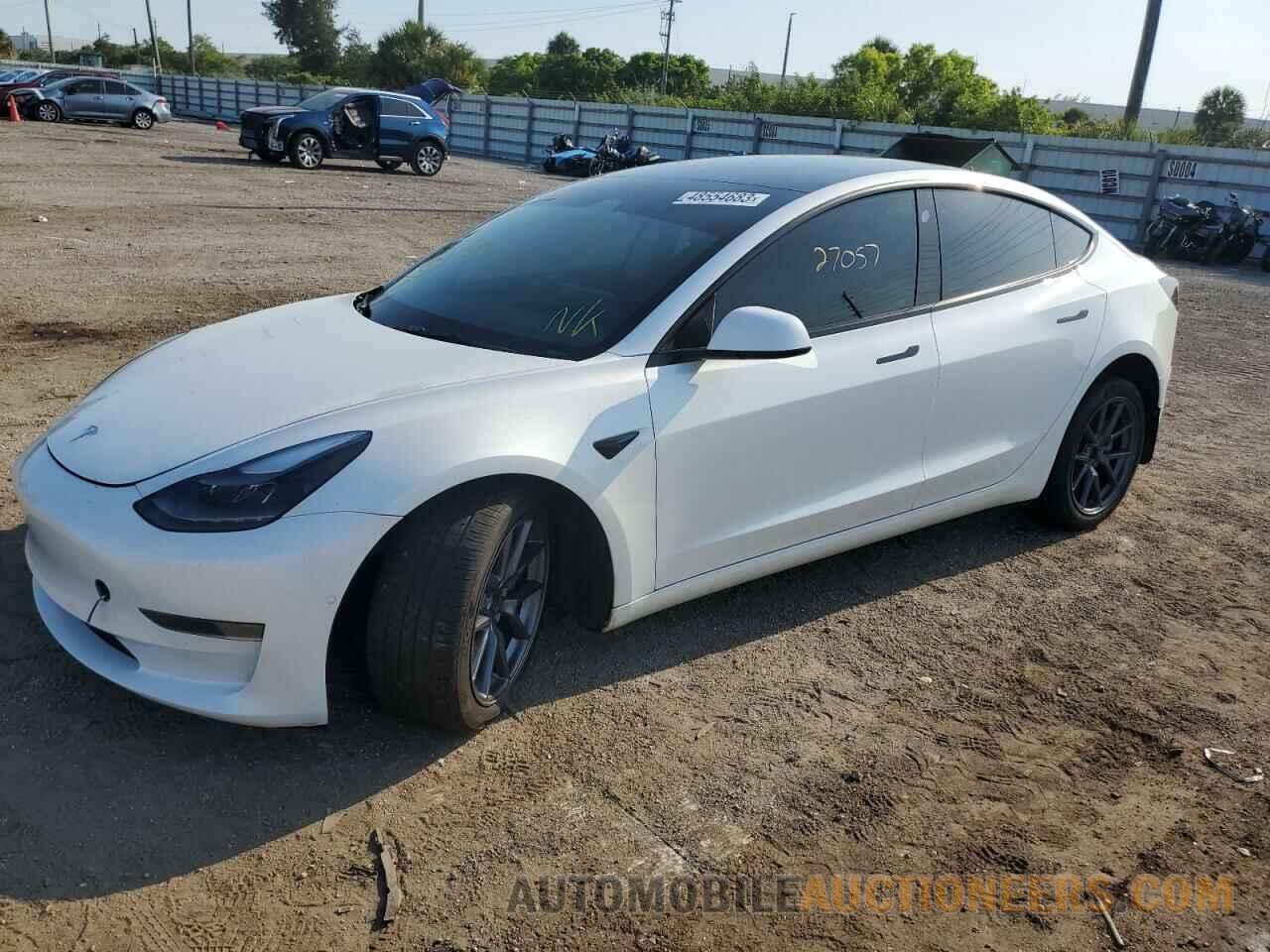 5YJ3E1EA0NF311183 TESLA MODEL 3 2022