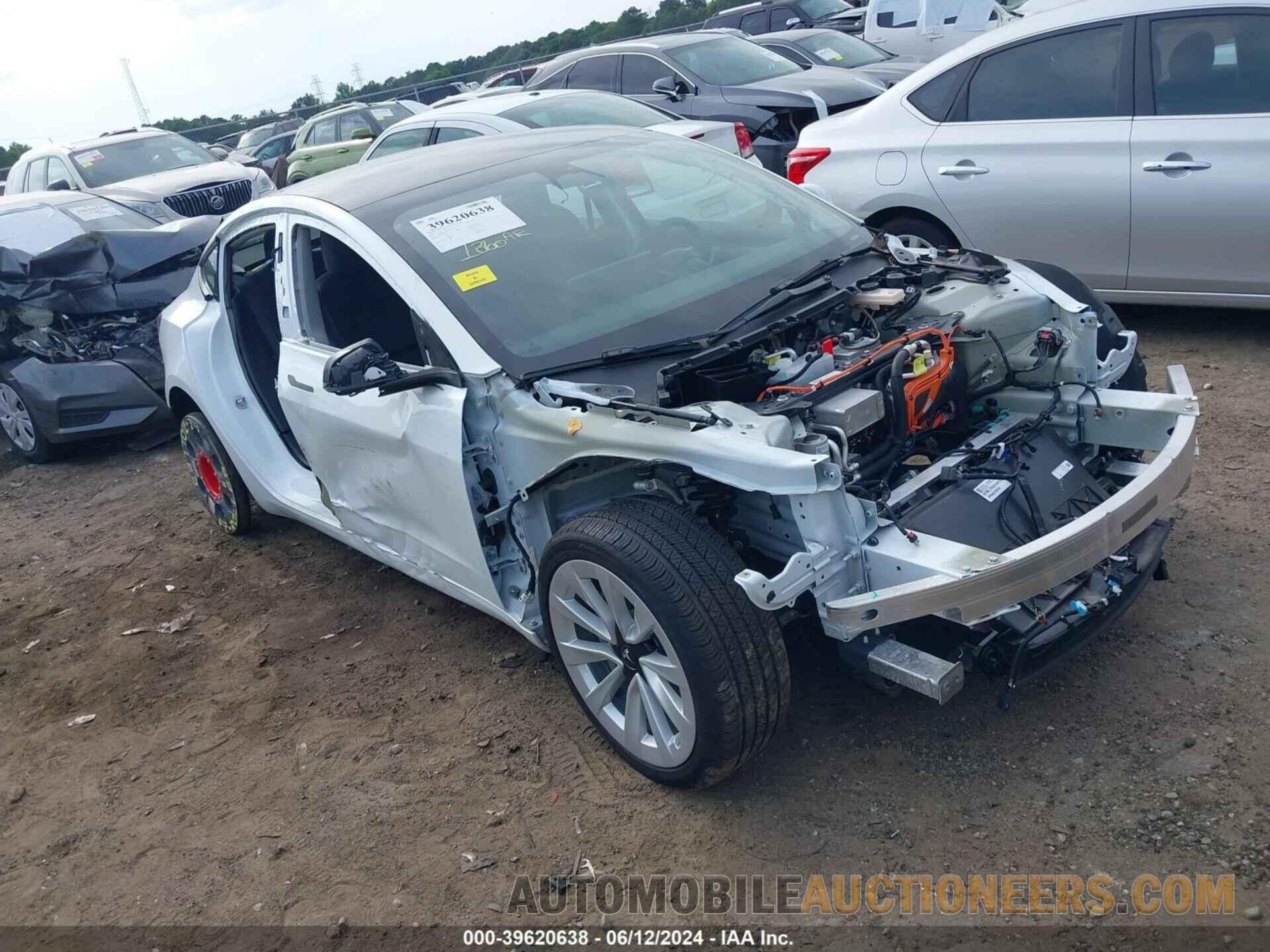 5YJ3E1EA0NF331319 TESLA MODEL 3 2022