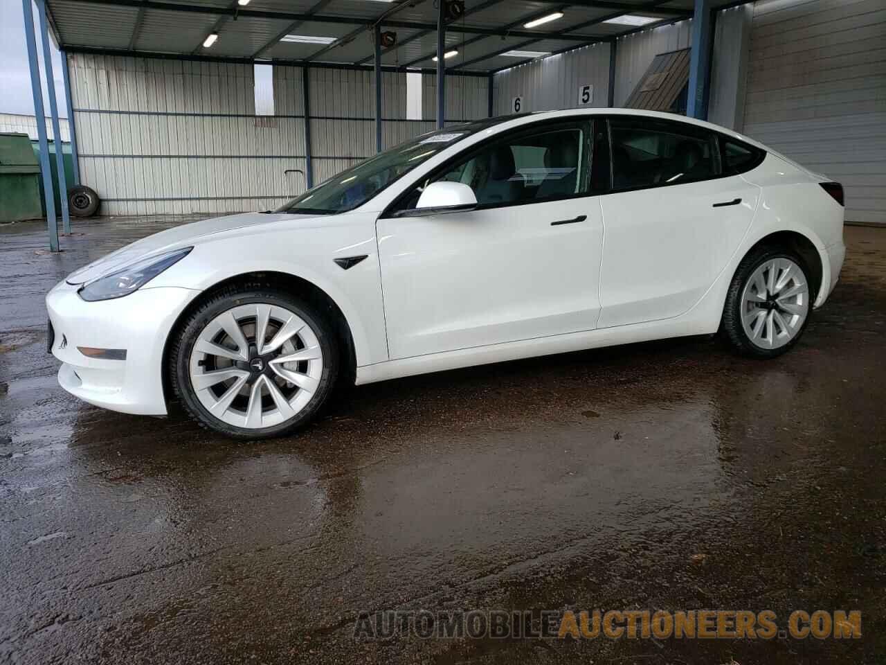 5YJ3E1EA0NF370184 TESLA MODEL 3 2022