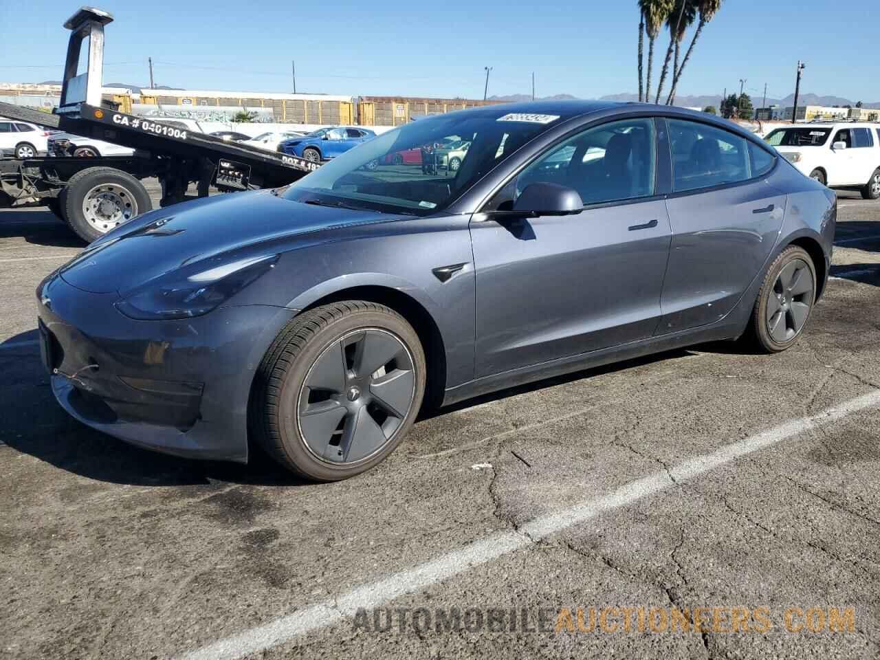 5YJ3E1EA0NF372498 TESLA MODEL 3 2022