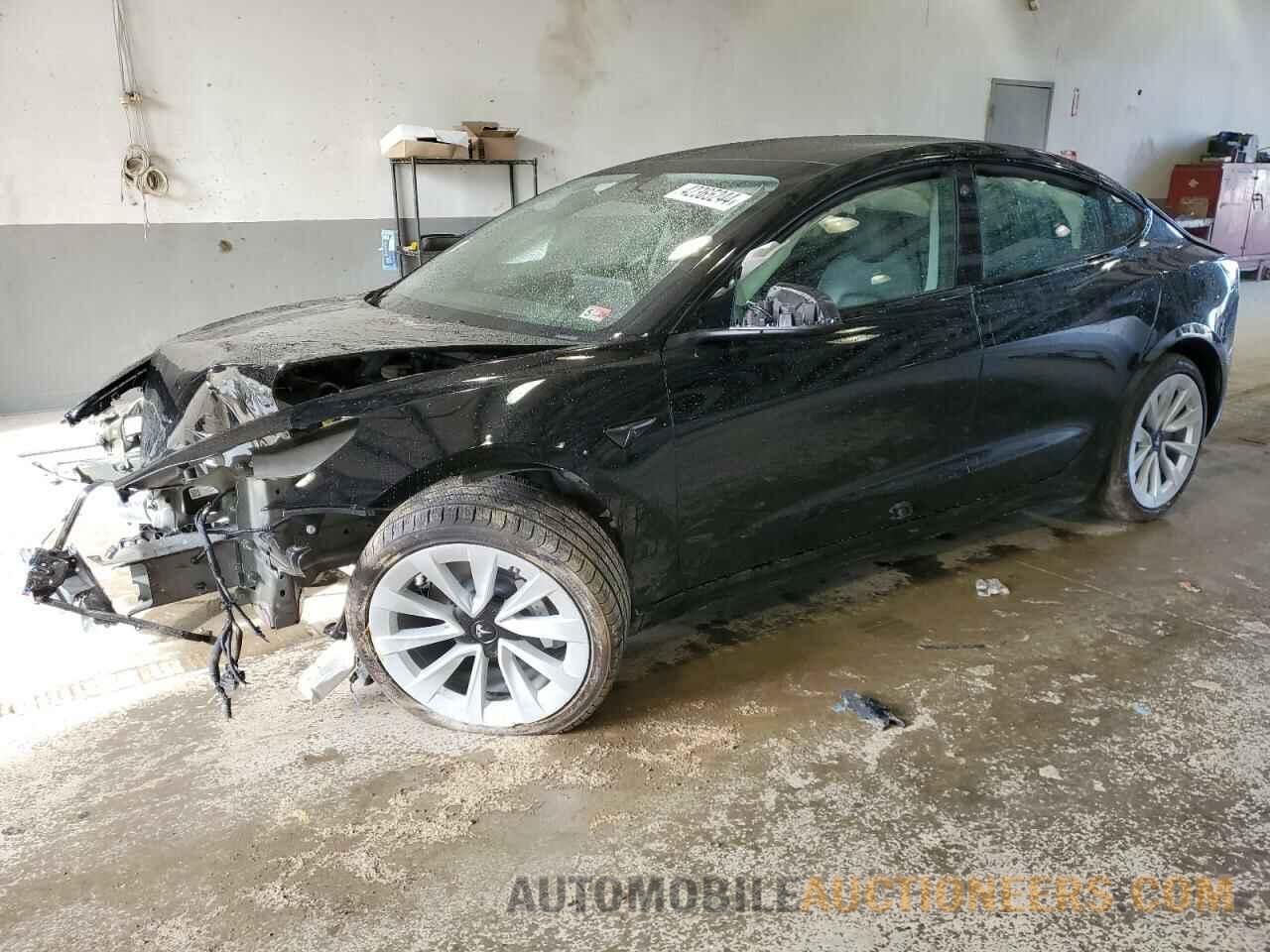 5YJ3E1EA0PF438017 TESLA MODEL 3 2023