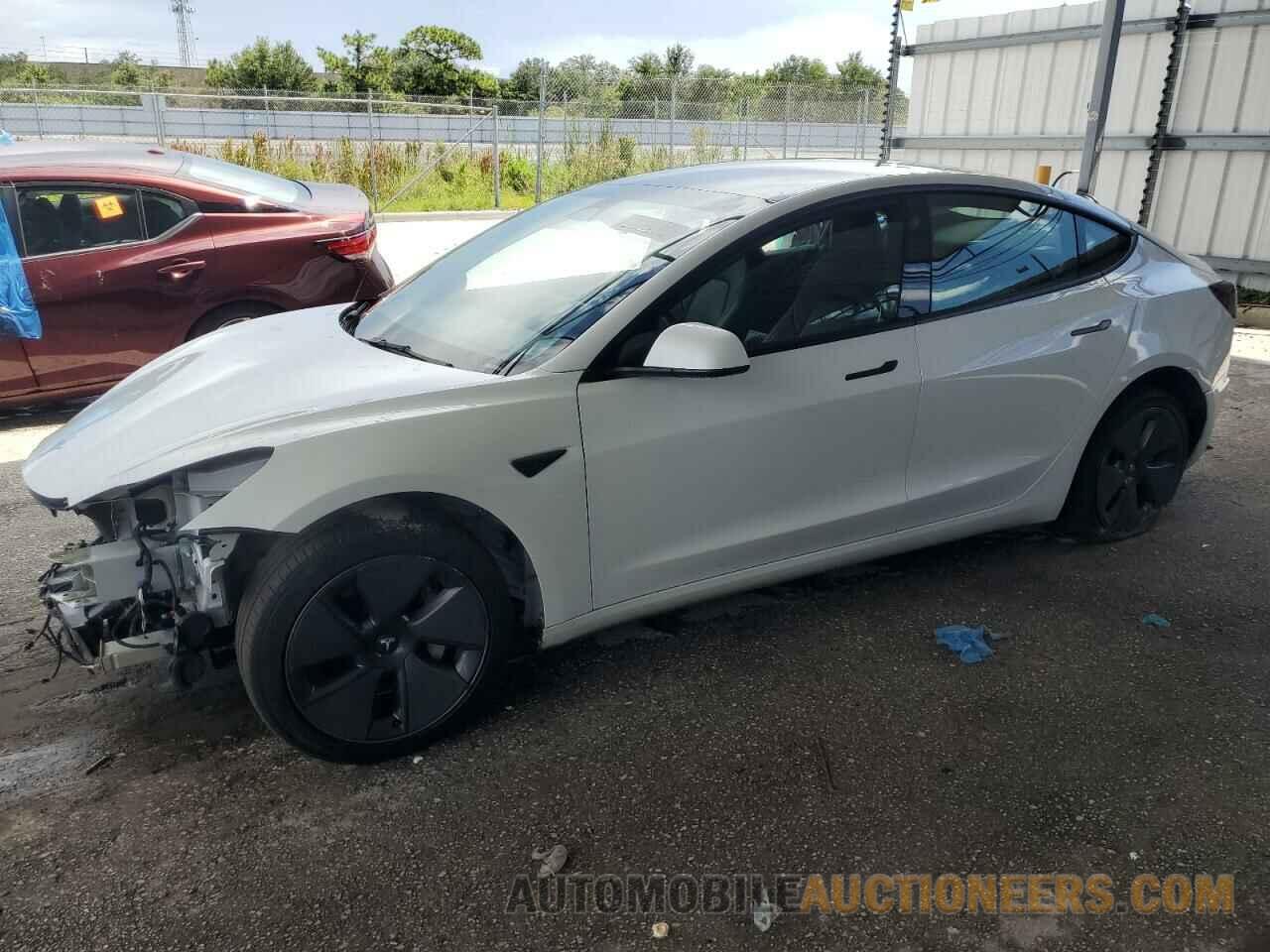 5YJ3E1EA0PF453083 TESLA MODEL 3 2023