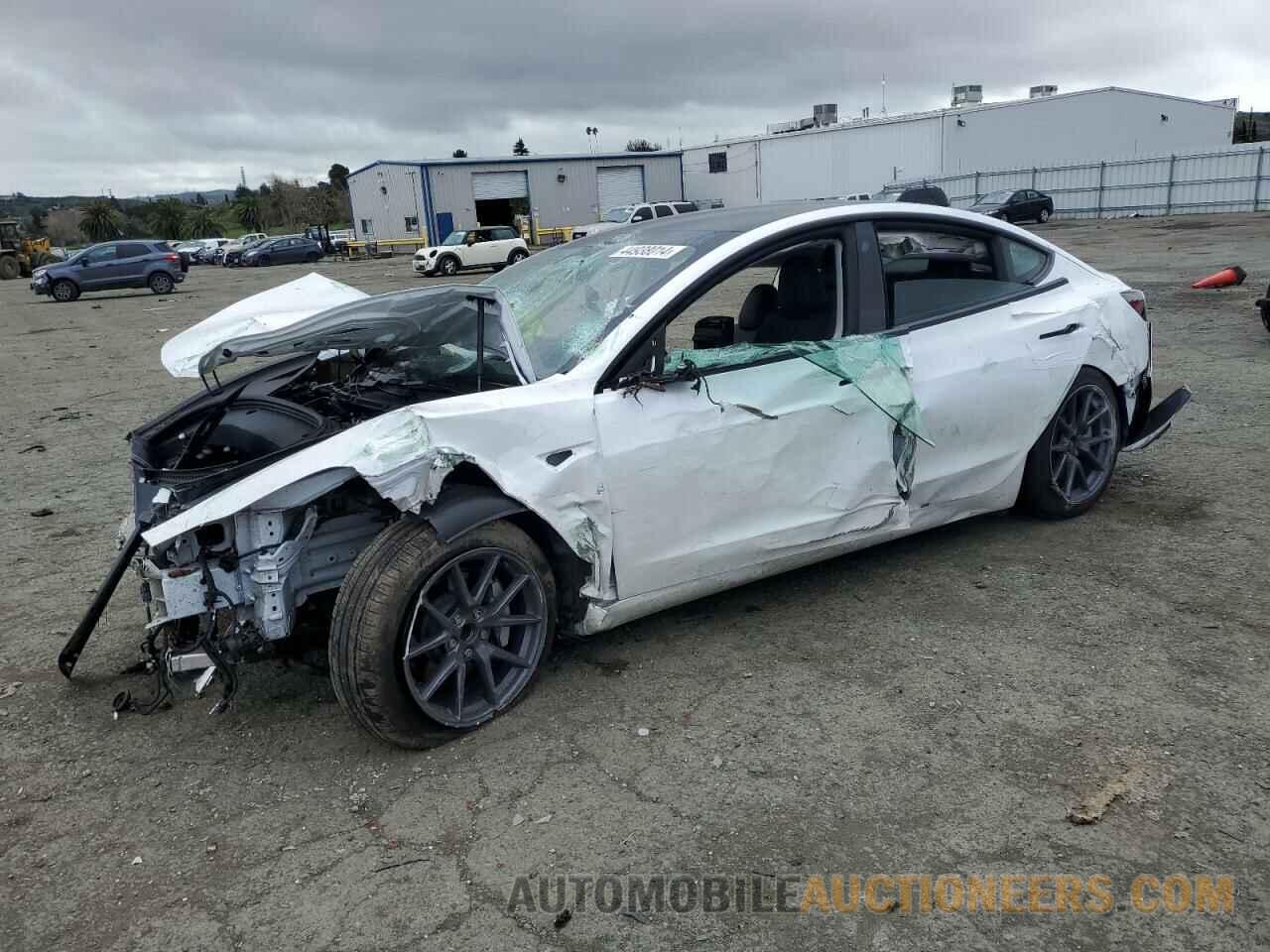 5YJ3E1EA0PF555273 TESLA MODEL 3 2023